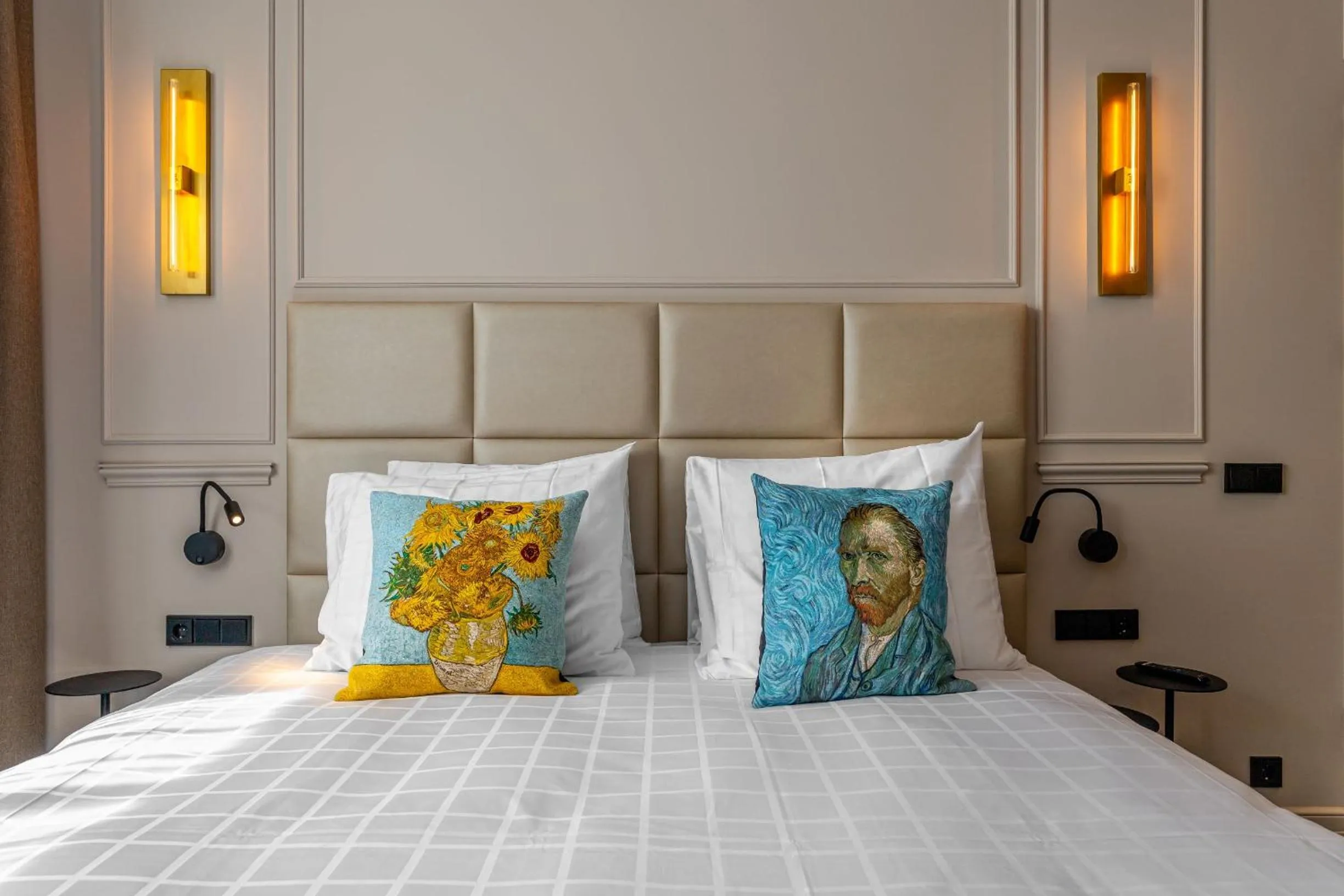 Bed in De Ware Jacob Boutique Hotel