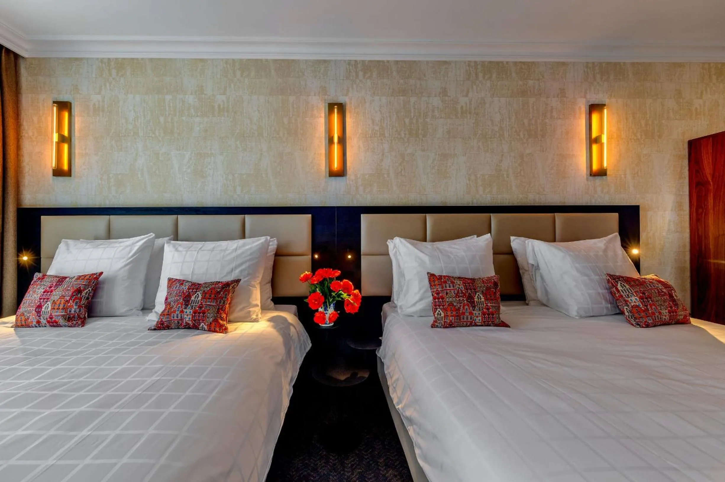 Bed in De Ware Jacob Boutique Hotel