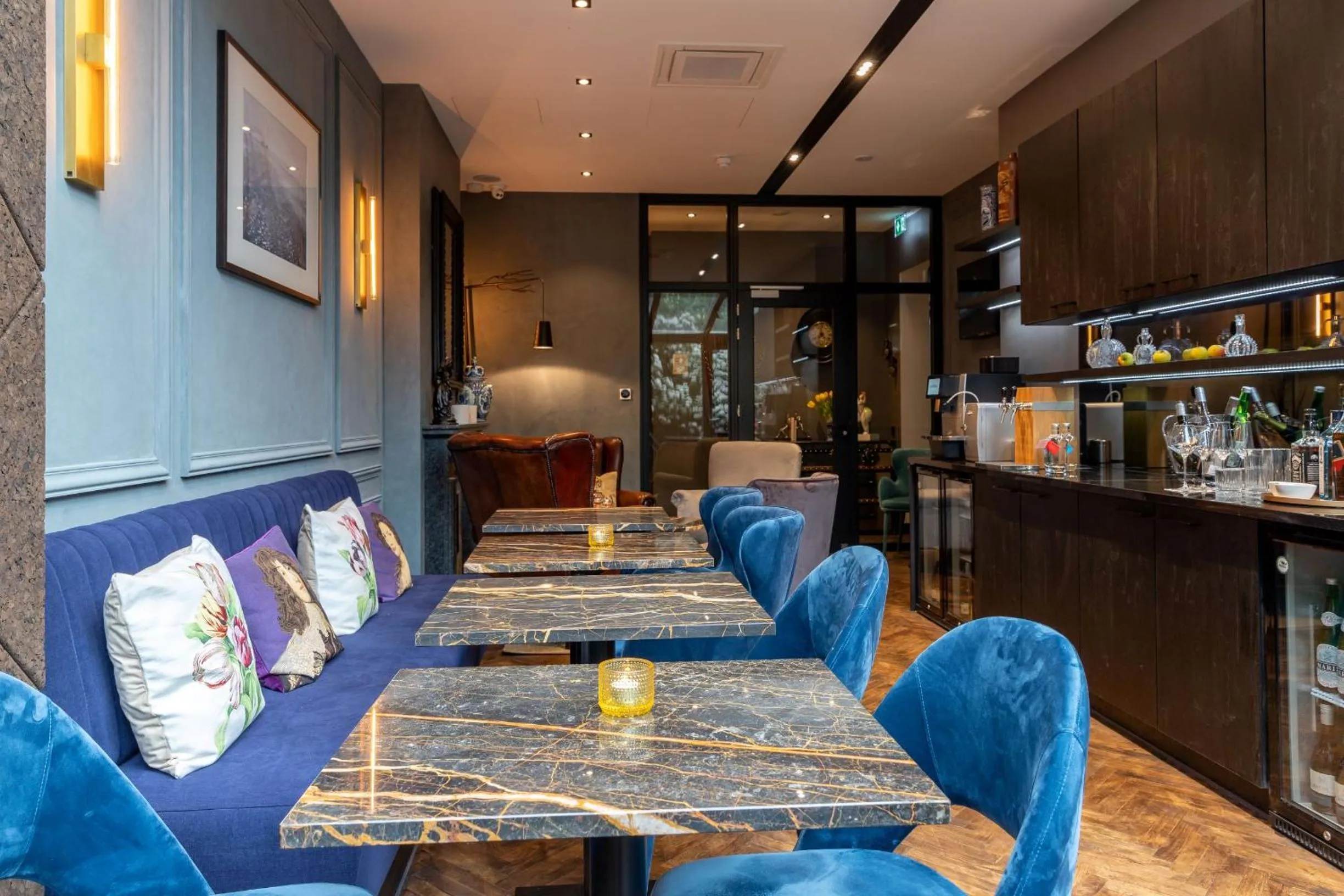 Seating area in De Ware Jacob Boutique Hotel