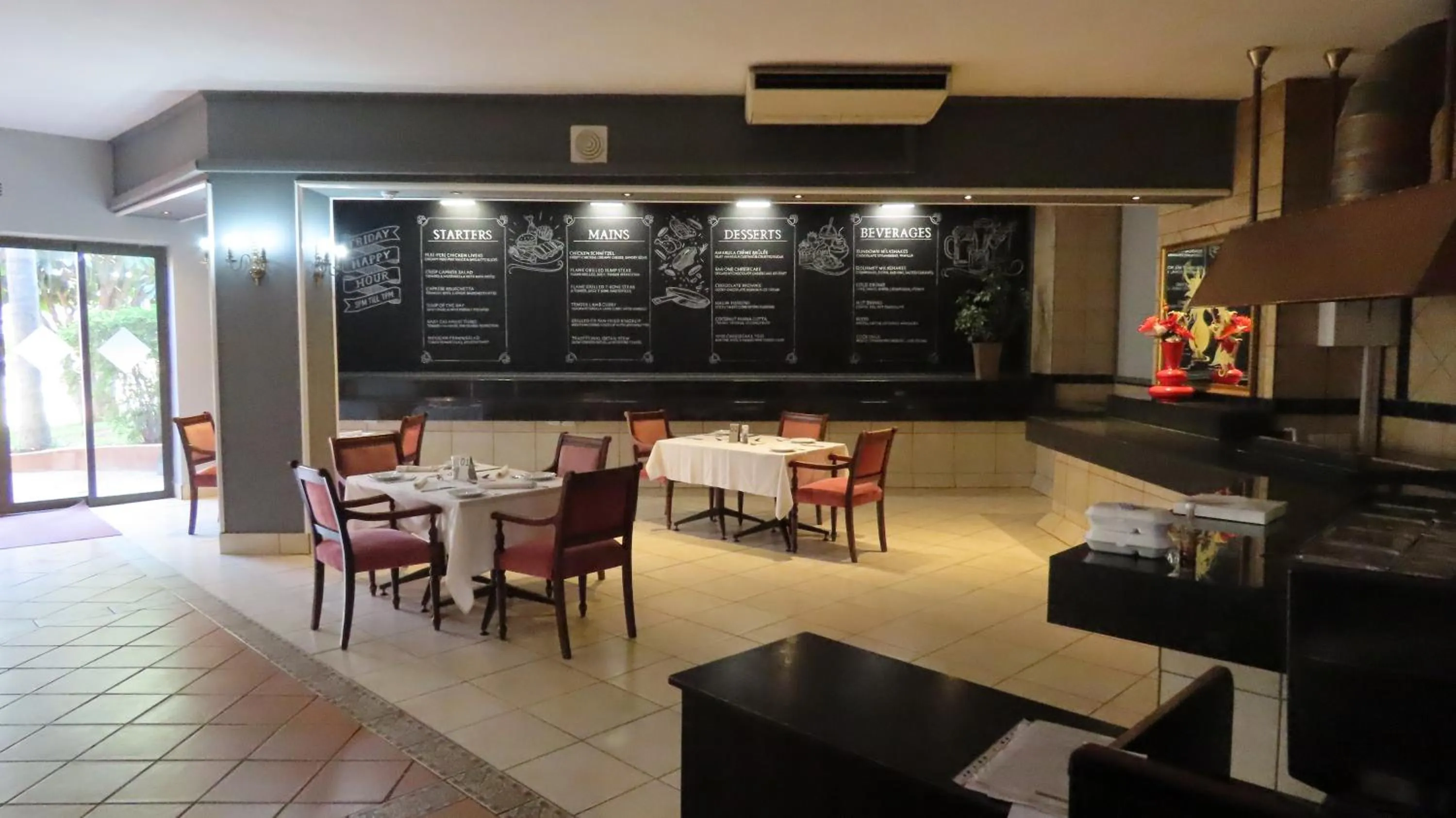 Restaurant/places to eat in Sundown Country Estate