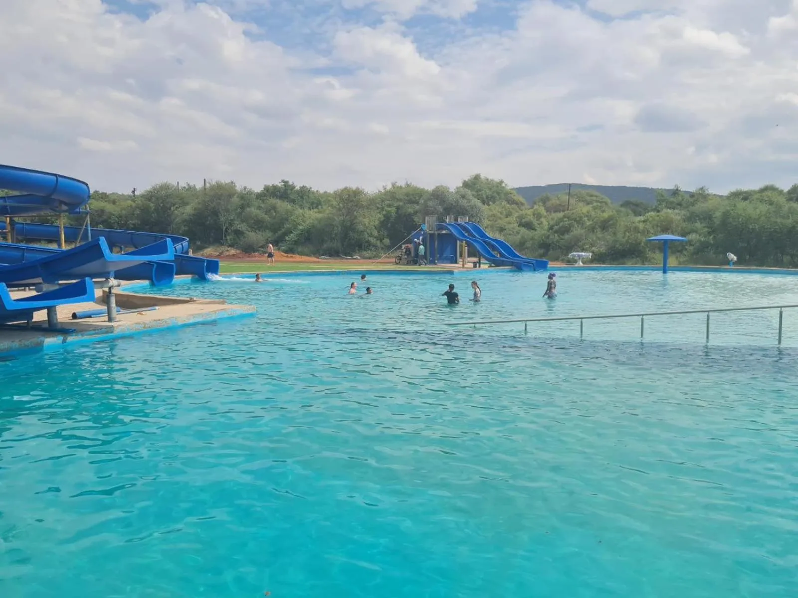 Day in Sundown Country Estate