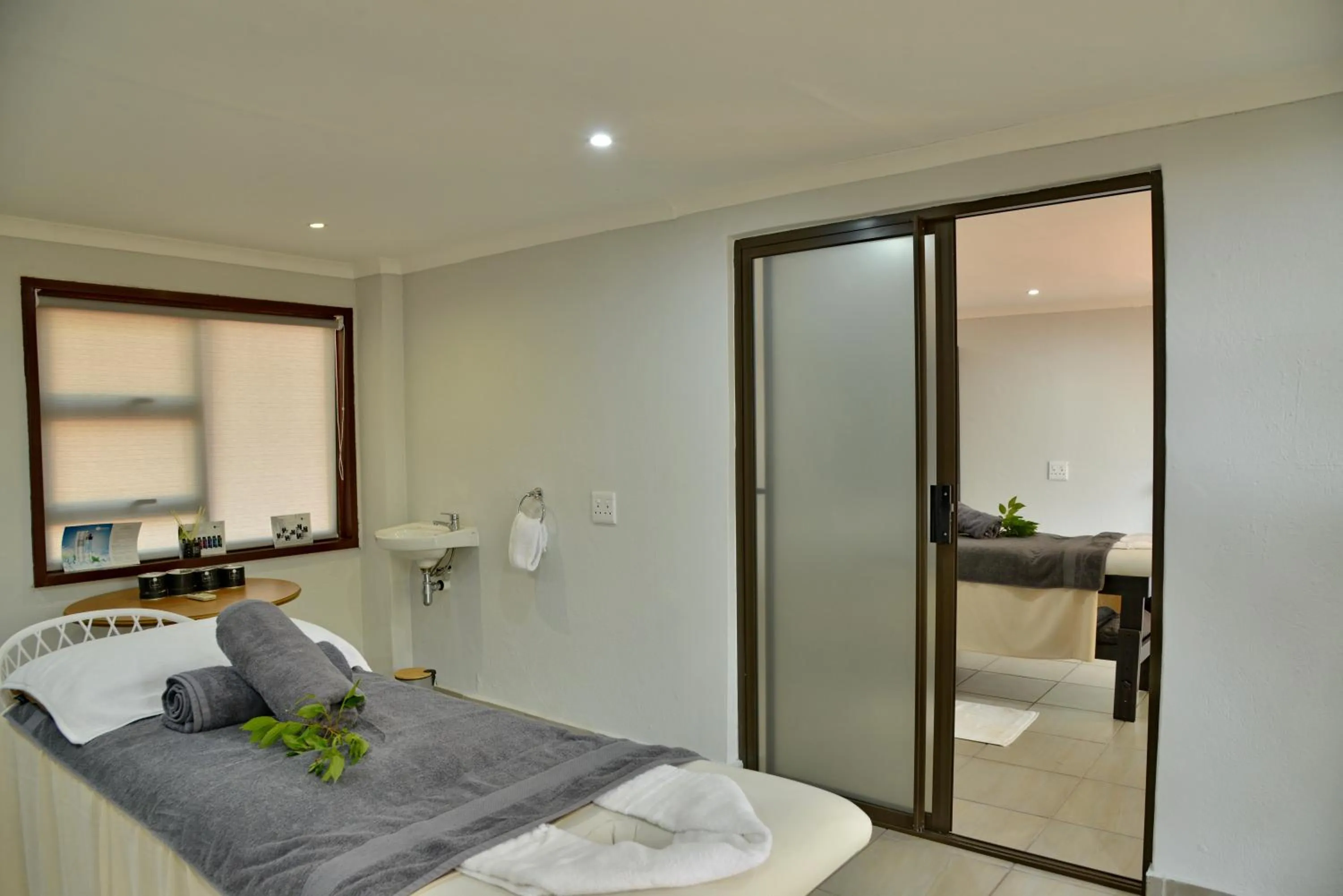 Massage, Bed in Sundown Country Estate