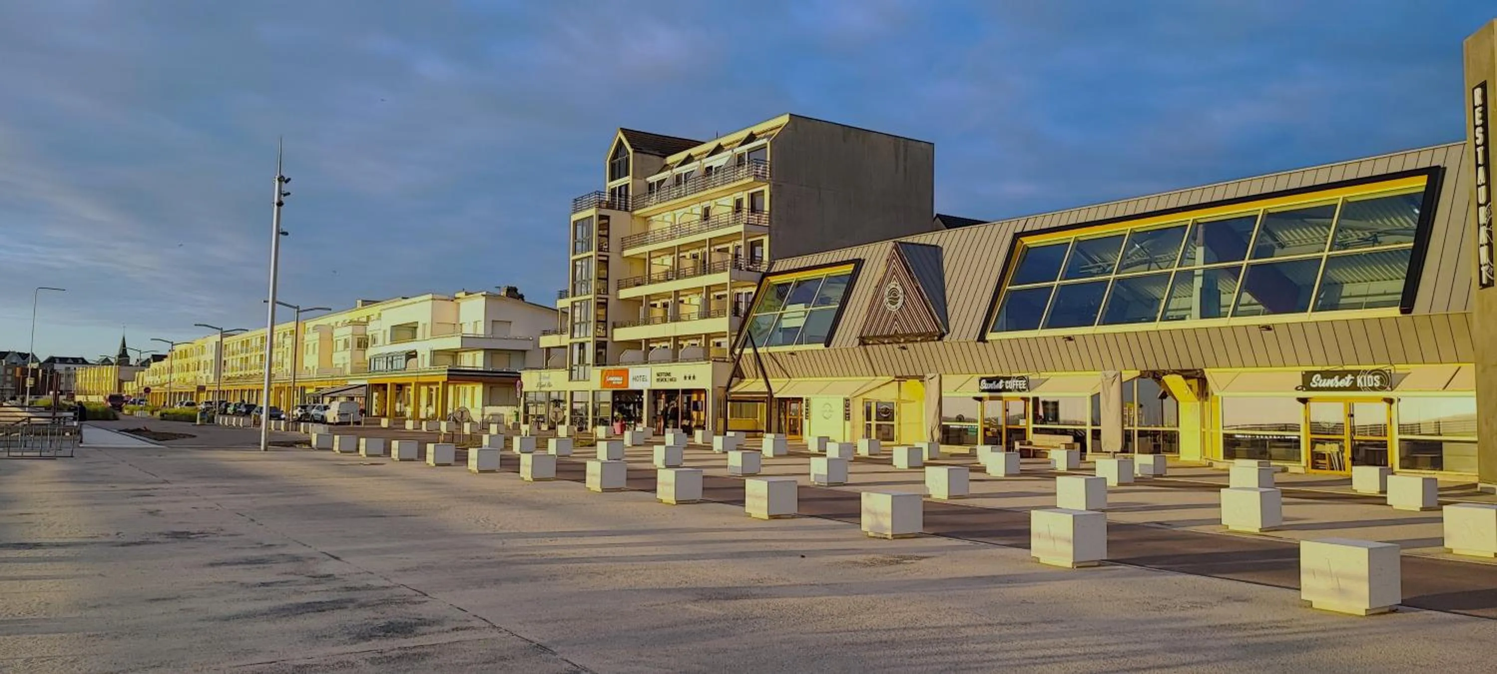 Property building in The Originals Boutique, Hôtel Neptune, Berck-sur-Mer