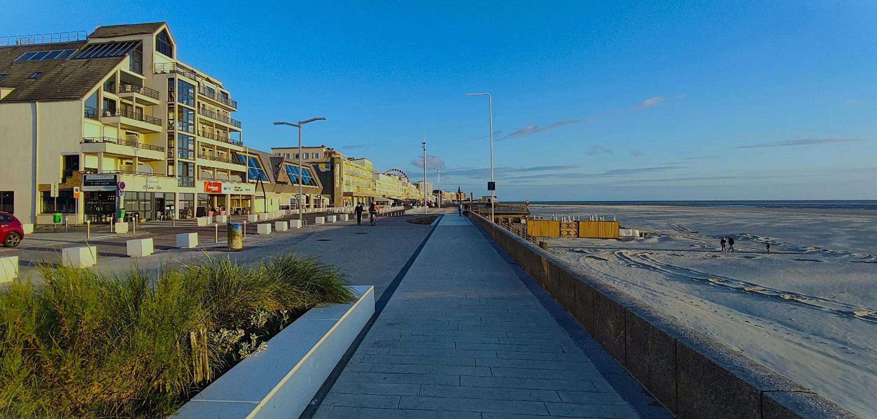 Property building in The Originals Boutique, Hôtel Neptune, Berck-sur-Mer