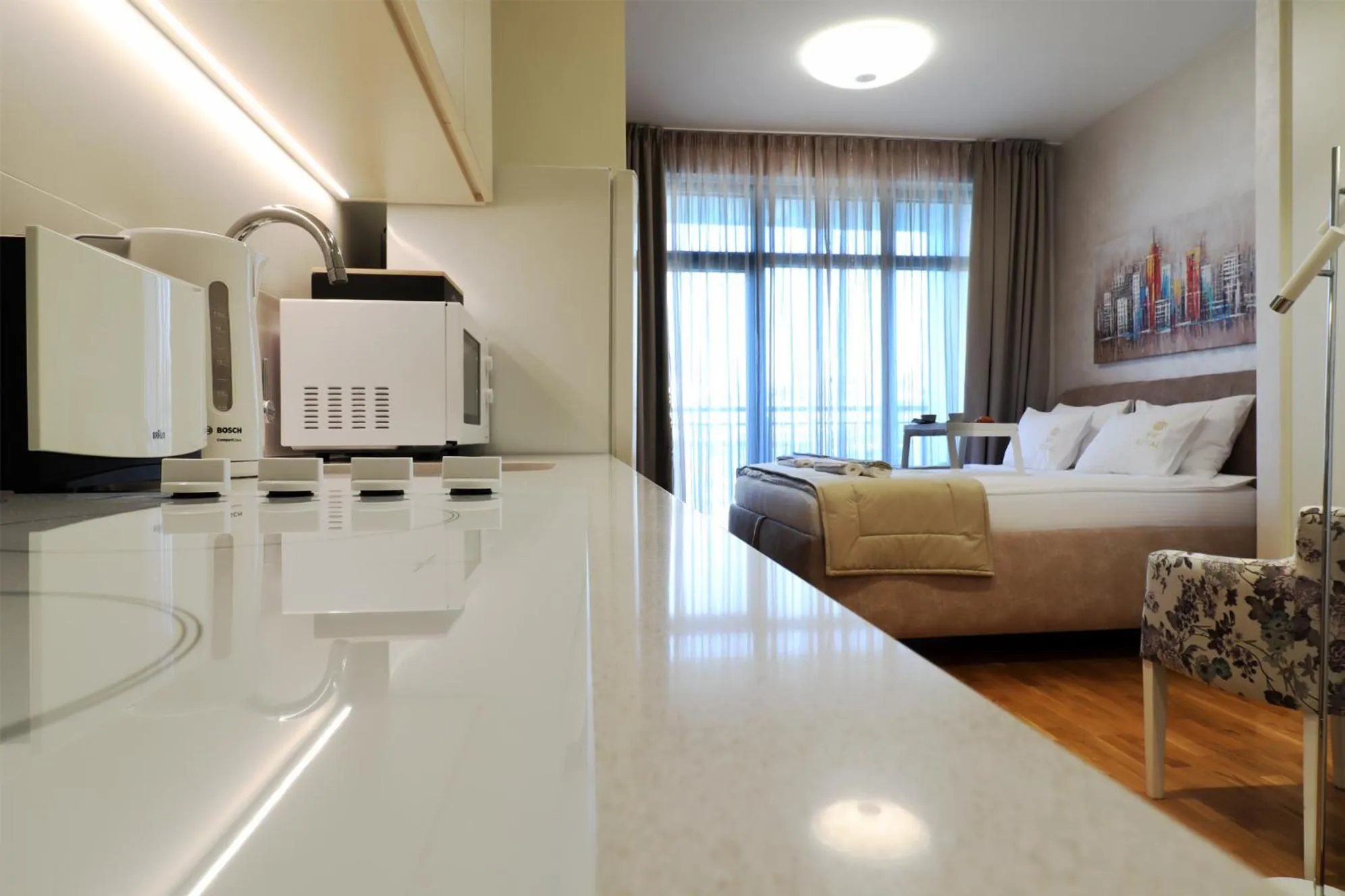 Kitchen or kitchenette in Apartments Royal - Belgrade Waterfront