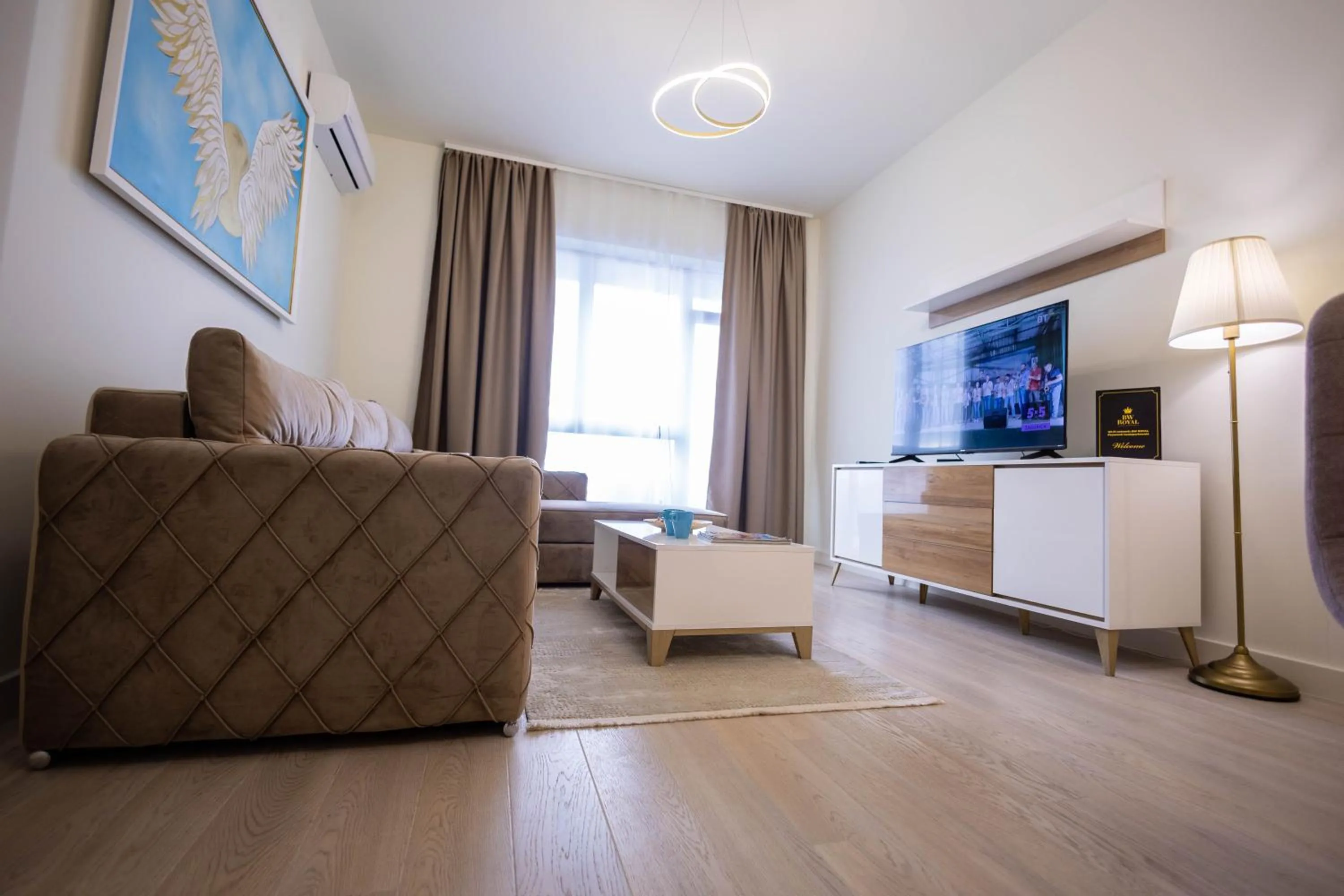 TV and multimedia in Apartments Royal - Belgrade Waterfront