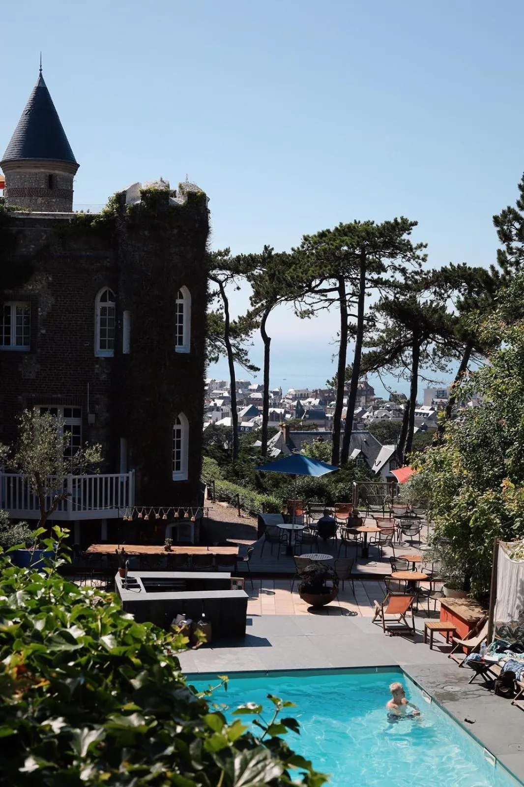 Swimming pool in Domaine Saint Clair - Le Donjon