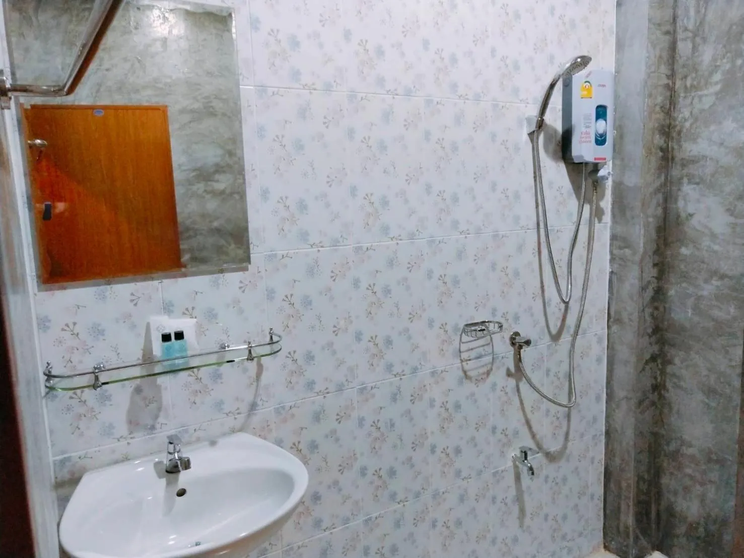 B-tel Chomthong resort Chiang mai