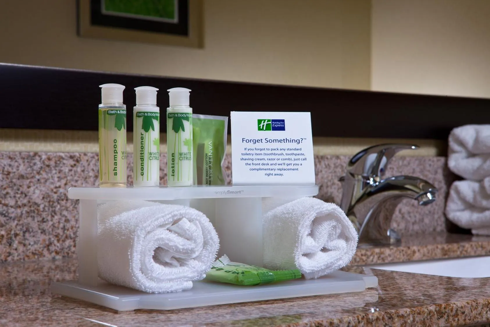 Bath in Holiday Inn Express Hotel & Suites Saginaw by IHG