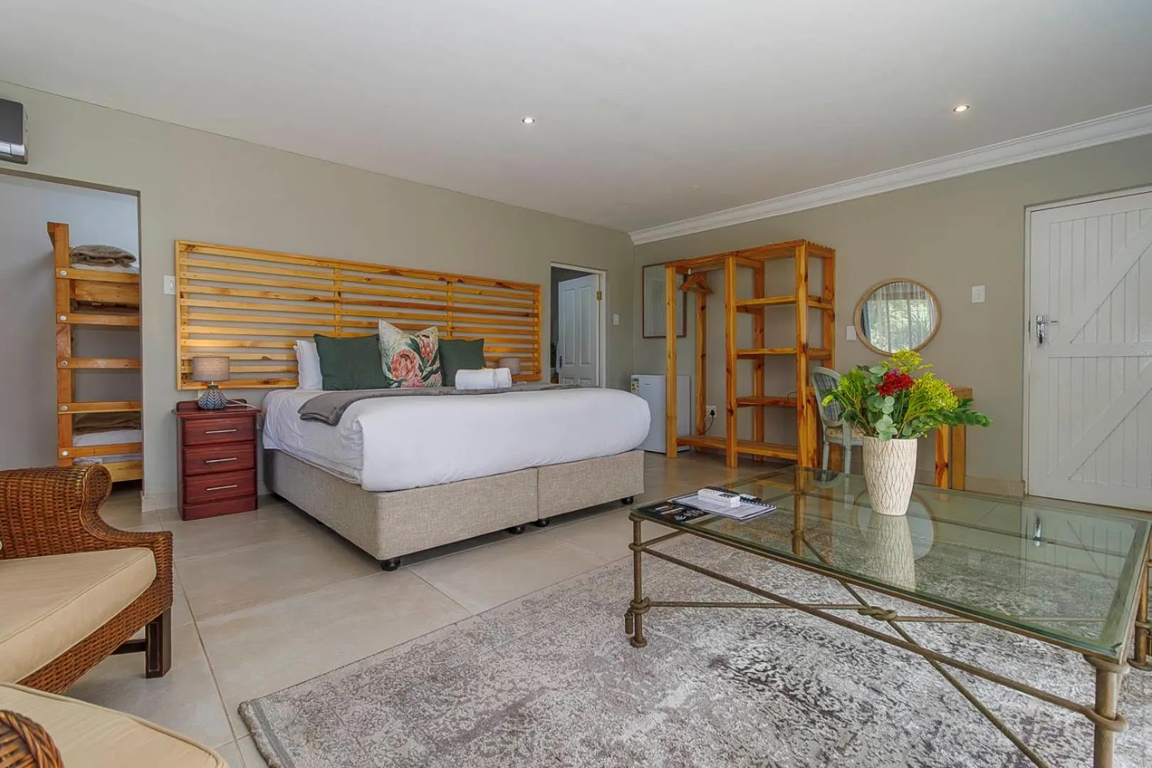 Photo of the whole room, Bed in Churchill House