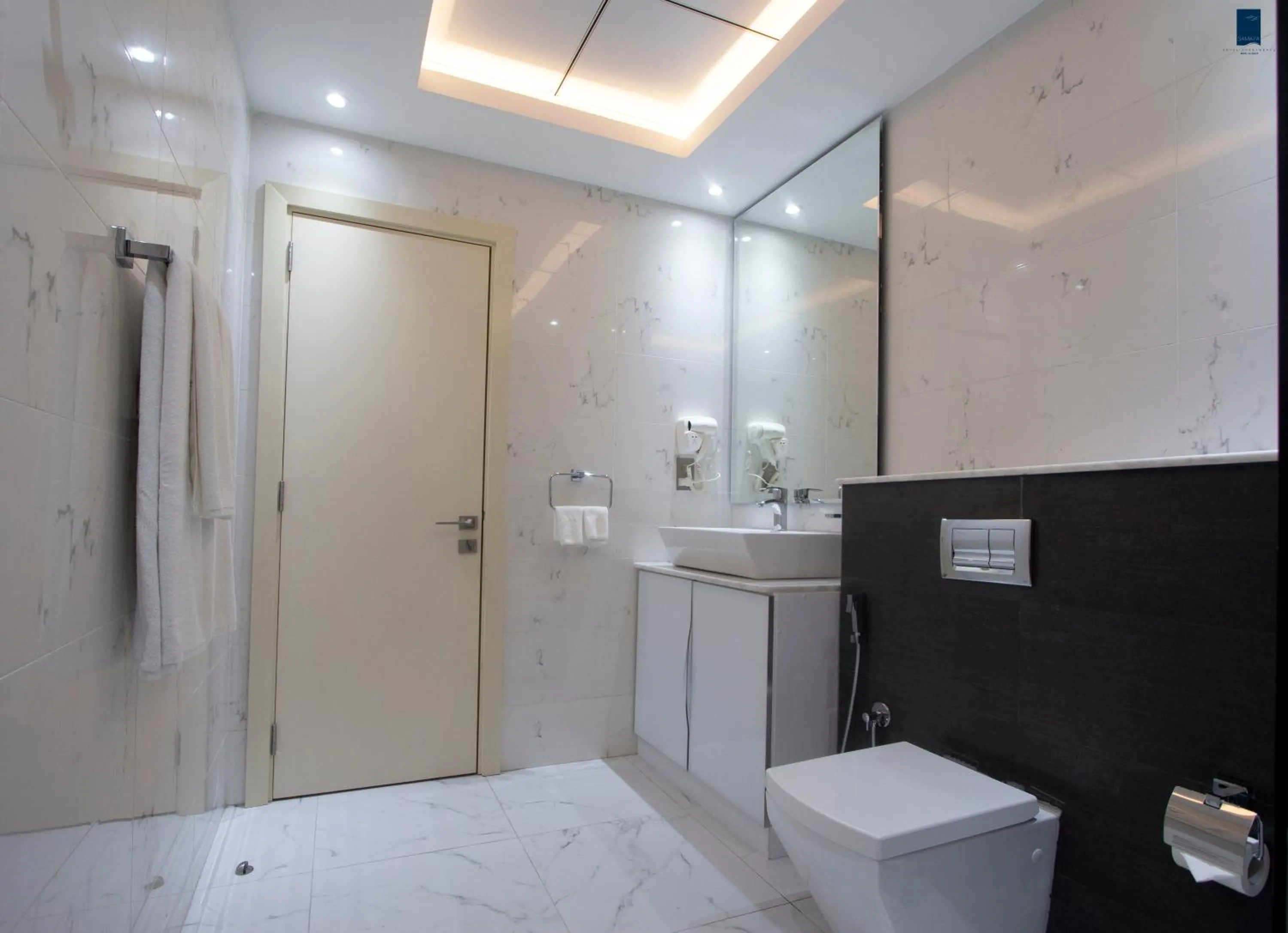 Bathroom in Samaya Hotel Apartment Dubai