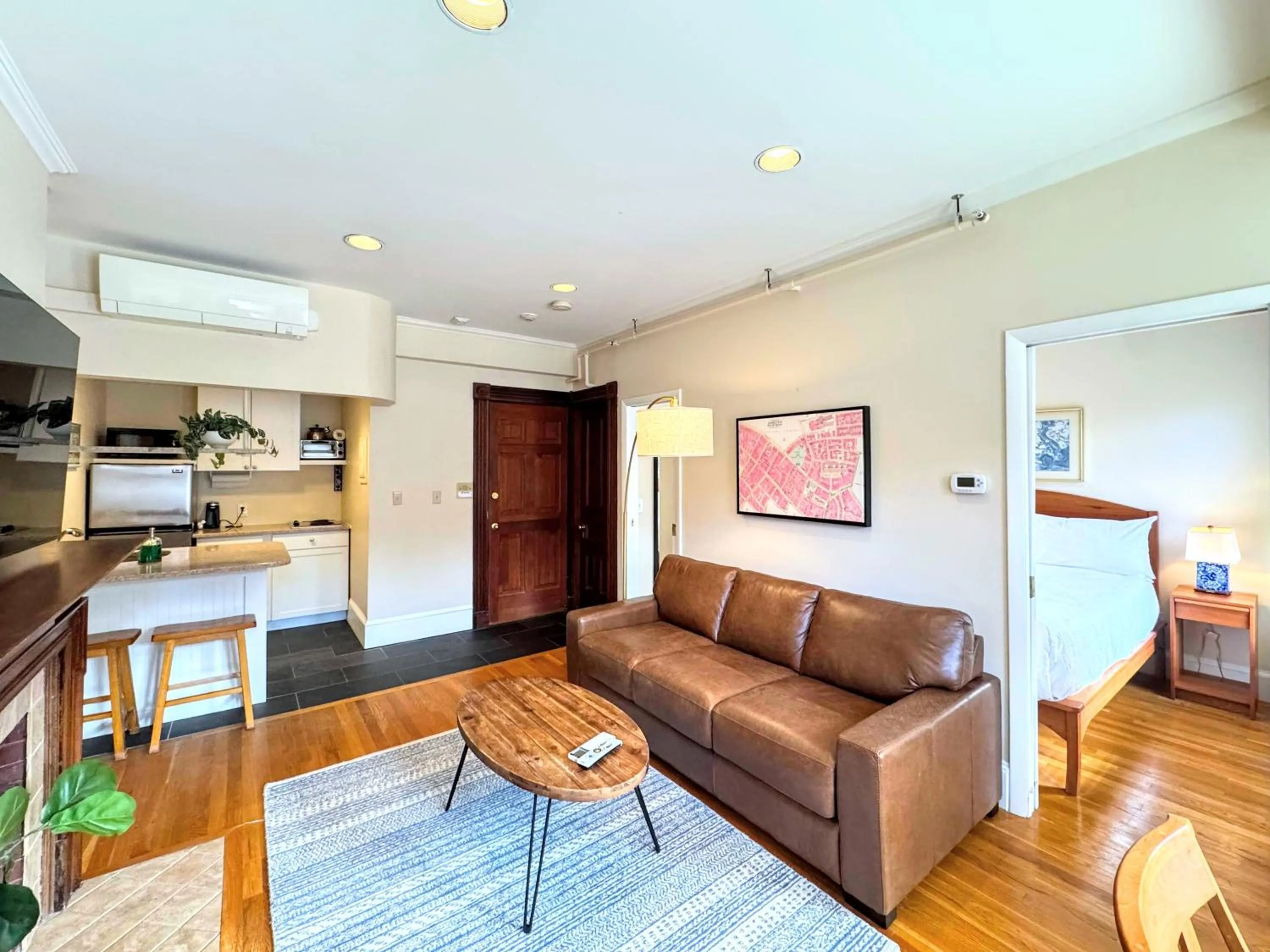 Photo of the whole room in Copley House