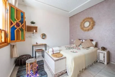 Bed in RIAD Miel & Une Nuit