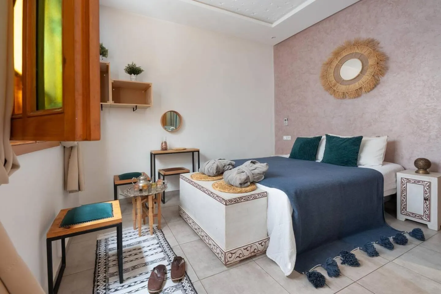 Bed in RIAD Miel & Une Nuit