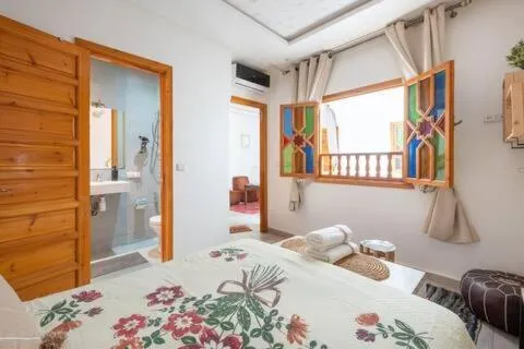 Bed in RIAD Miel & Une Nuit