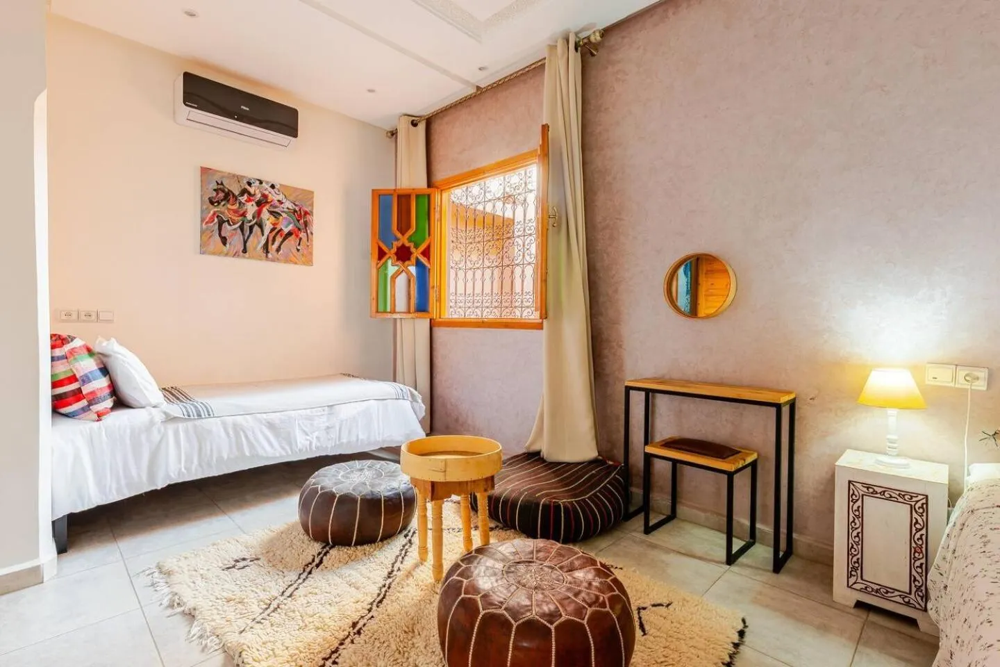 Bed in RIAD Miel & Une Nuit