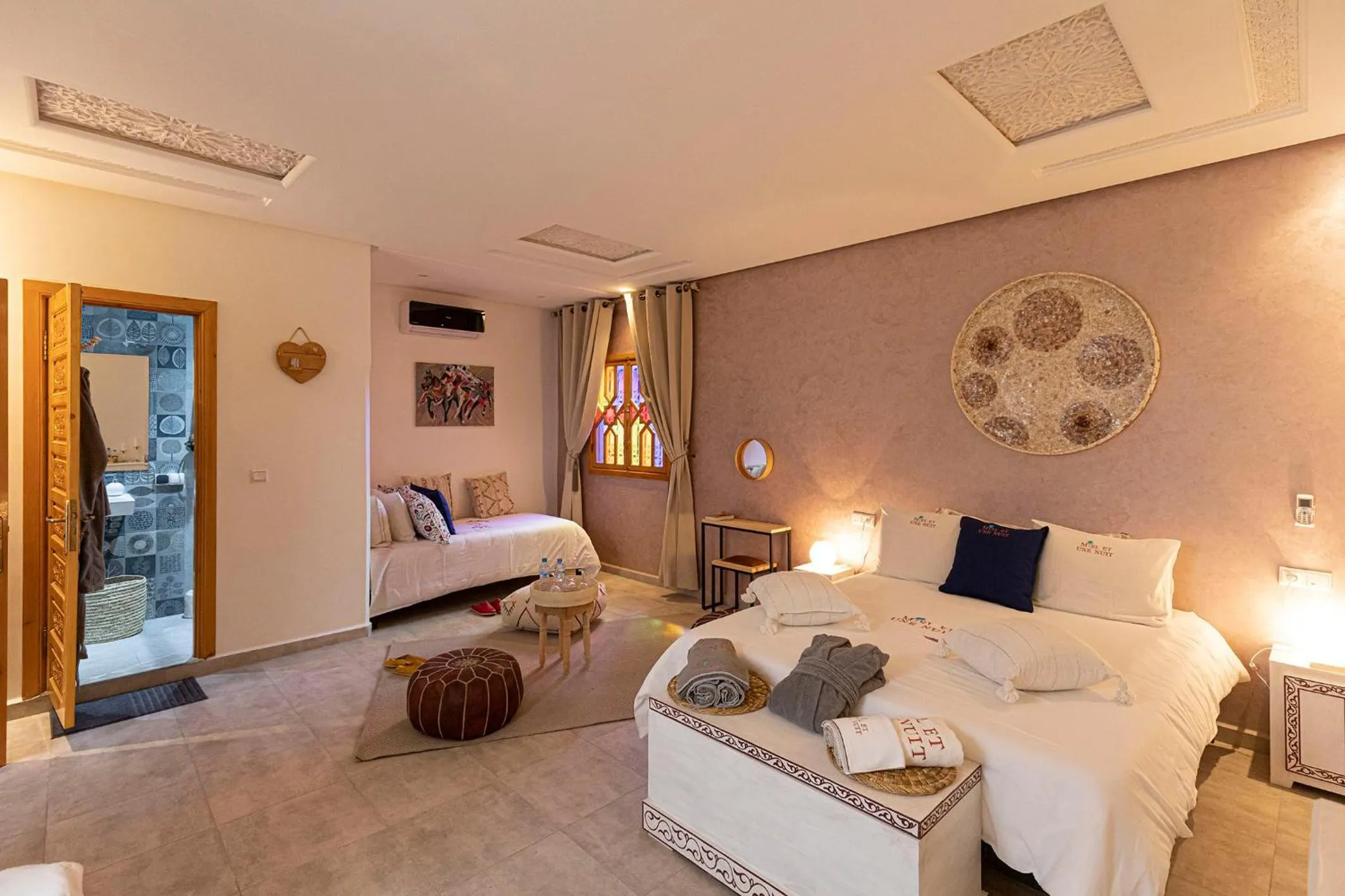 Bedroom, Bed in RIAD Miel & Une Nuit