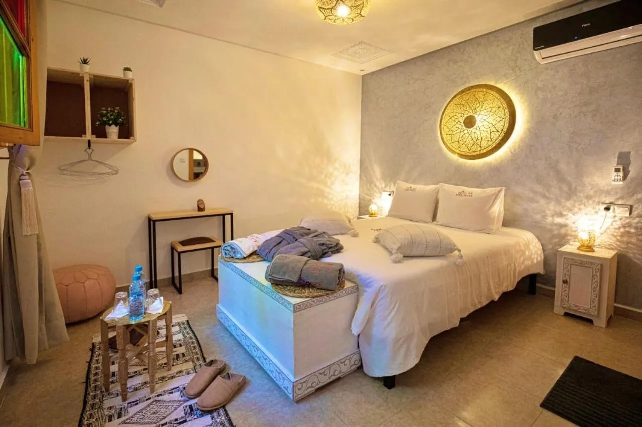 Bedroom, Bed in RIAD Miel & Une Nuit