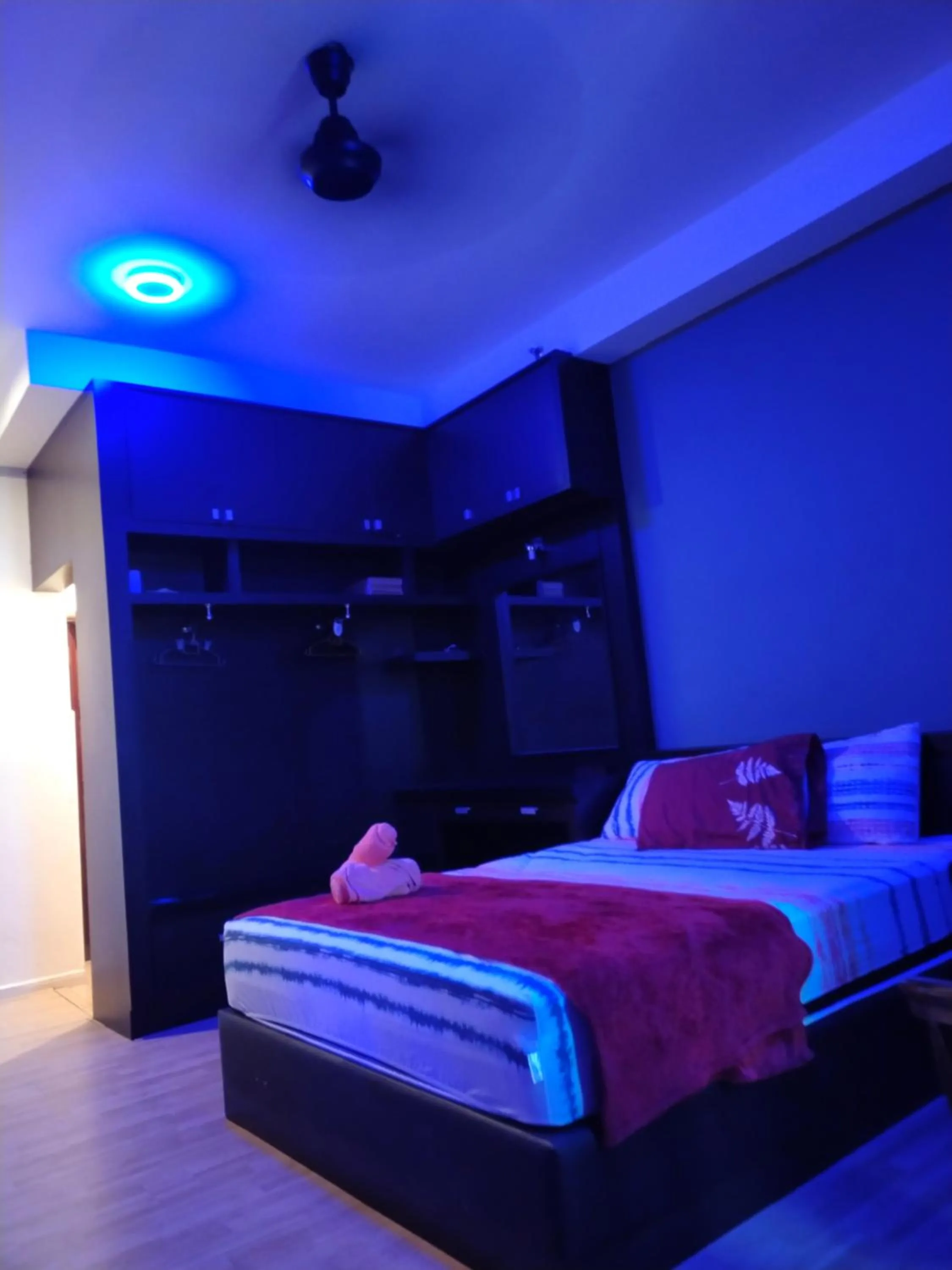 Bed in CmK STUDIO APARTMEN KTC#Netflix