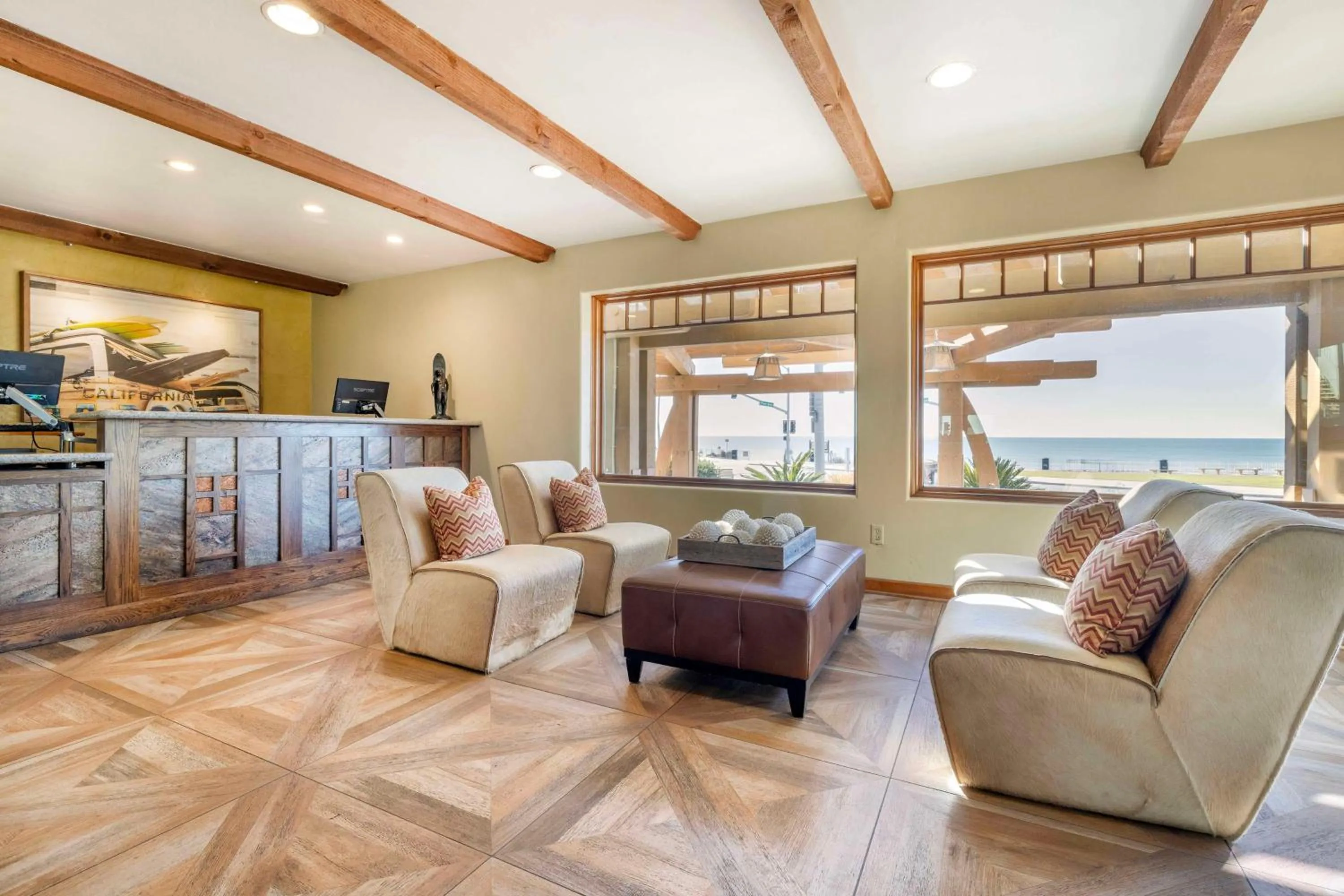 Lobby or reception in Best Western Plus Beach View Lodge Carlsbad