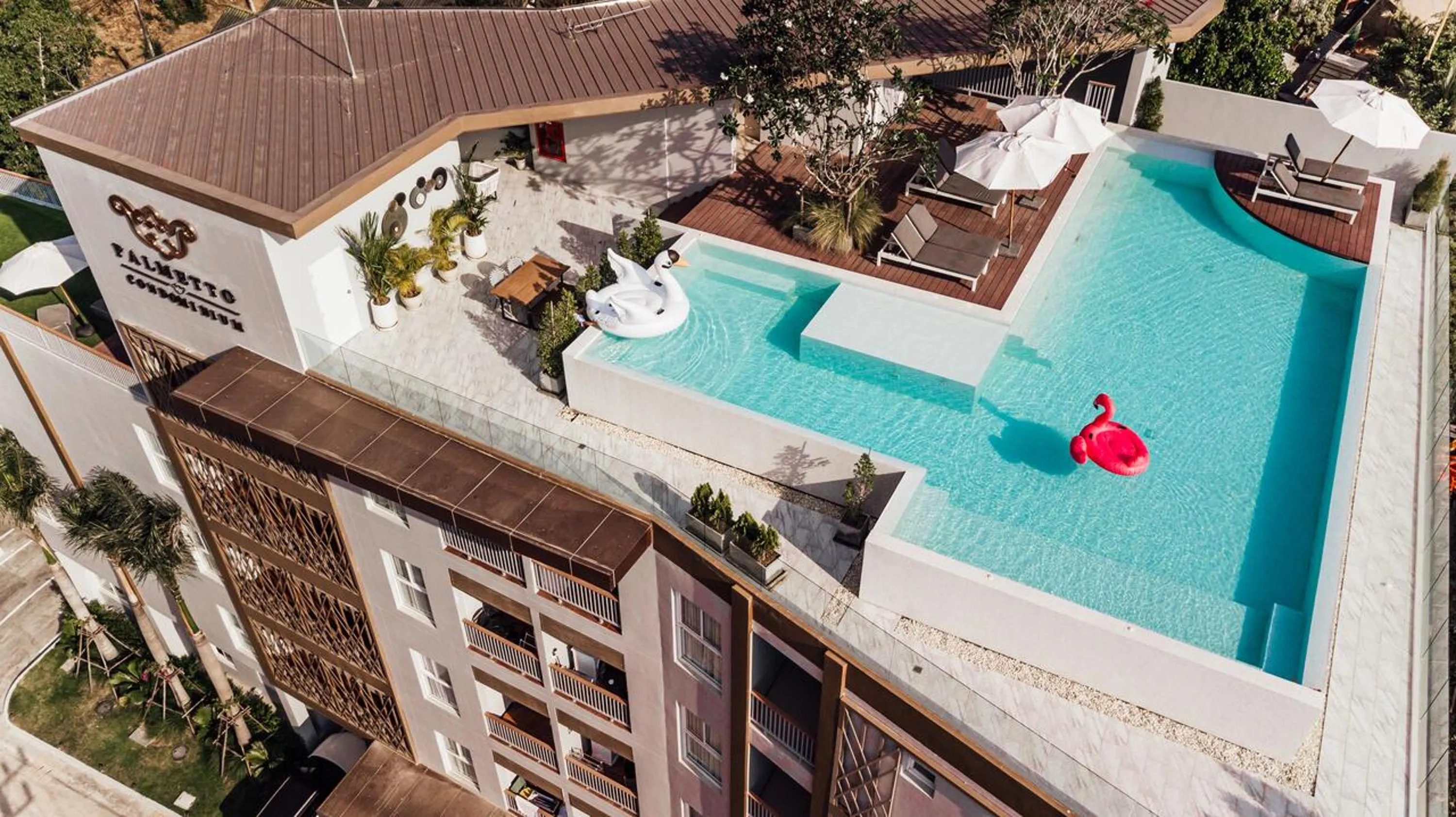 Bird's eye view in Palmetto Condominium