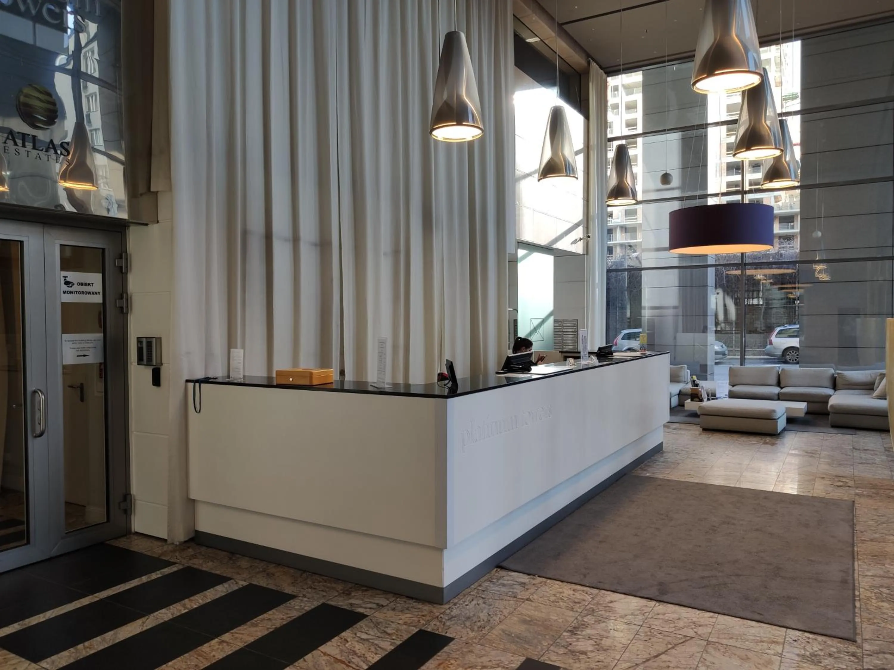 Lobby or reception in Platinum Towers Hotel Apartments