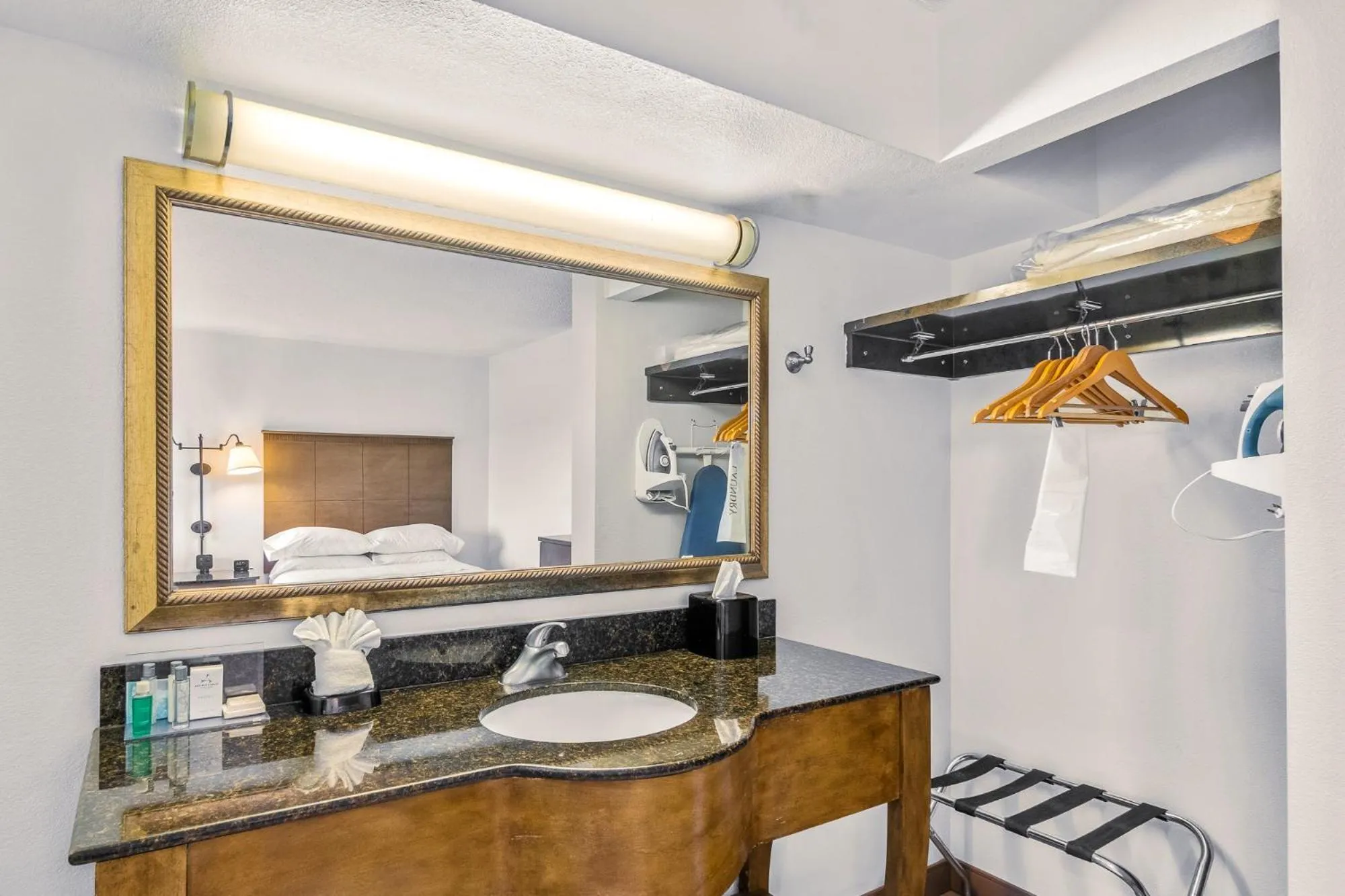 Bathroom in Hotel Alice