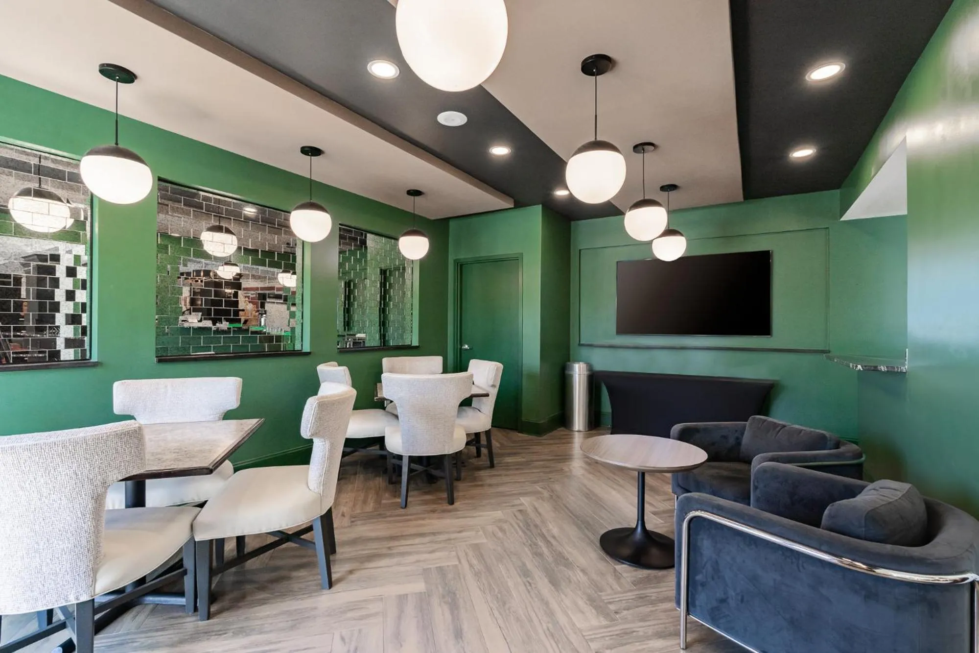 Seating area in Hotel Alice