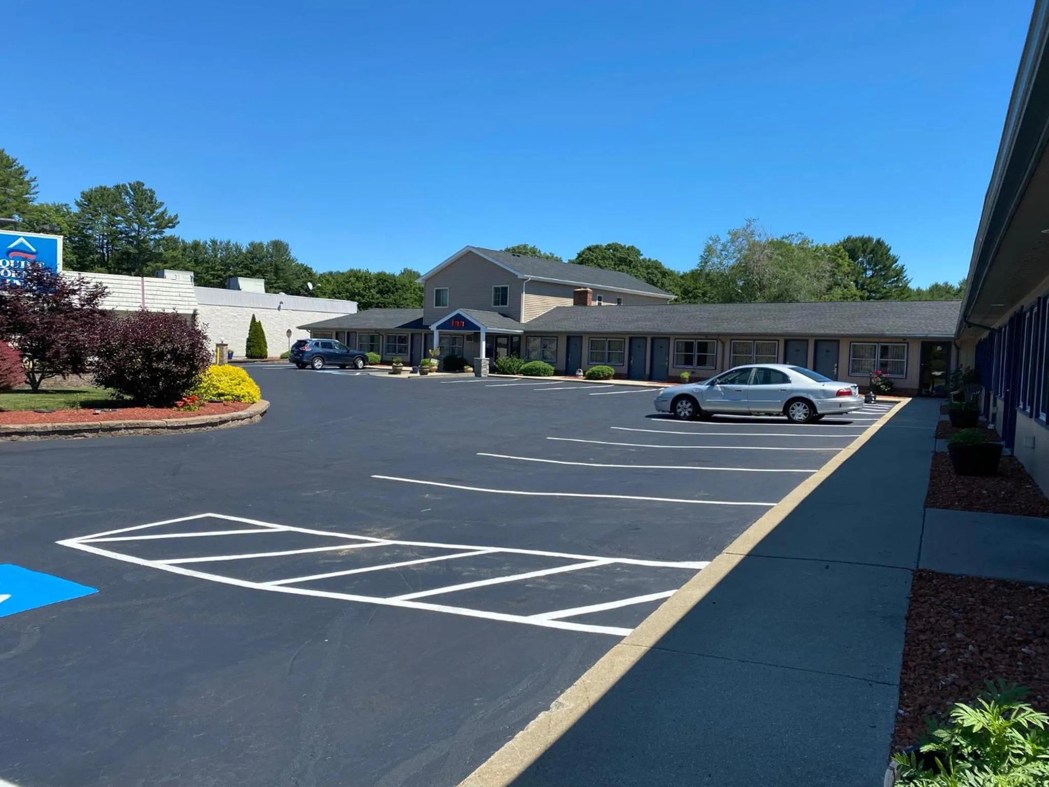 Property building in Quiet Corner Inn