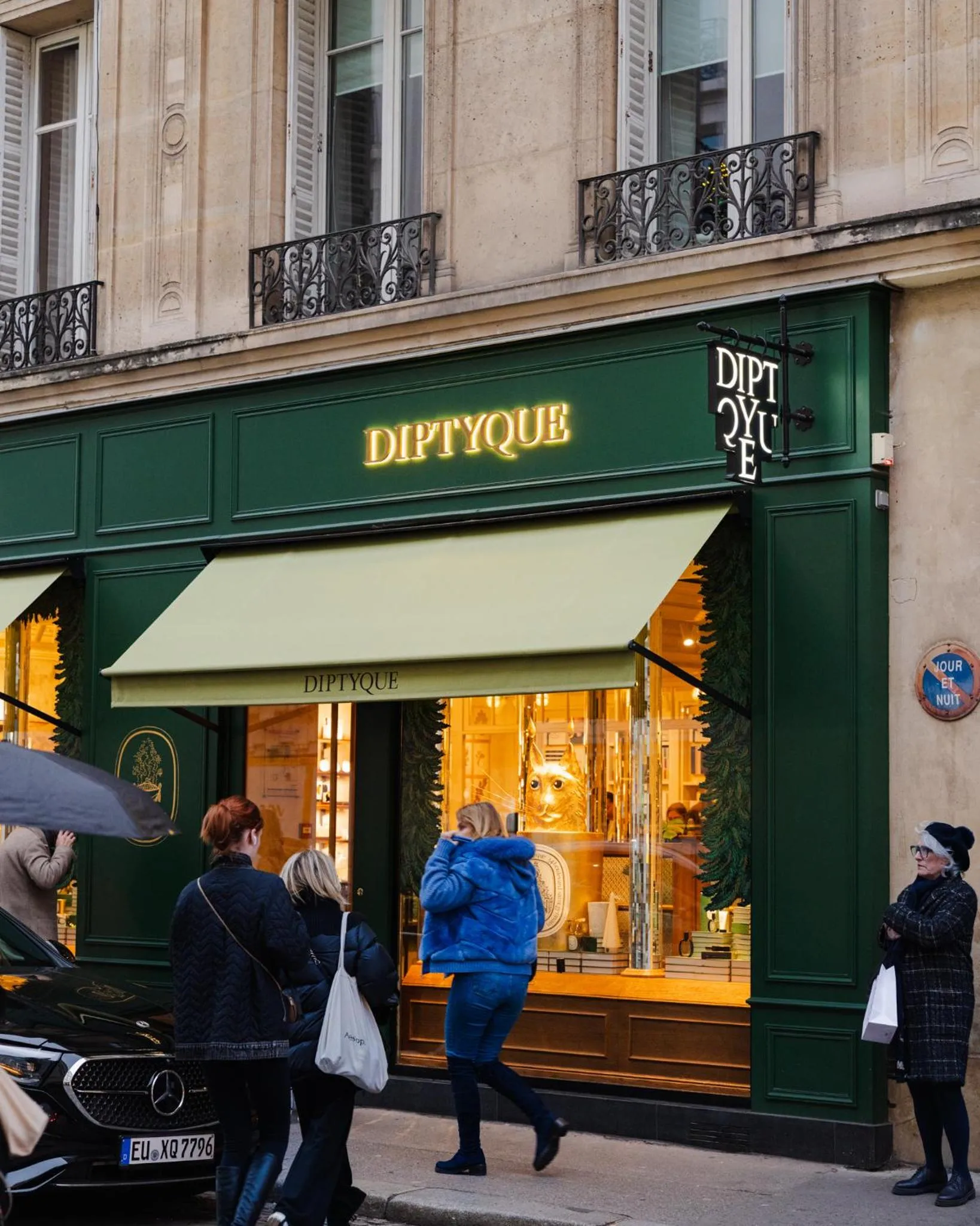 Shopping Area in Beausejour Ranelagh