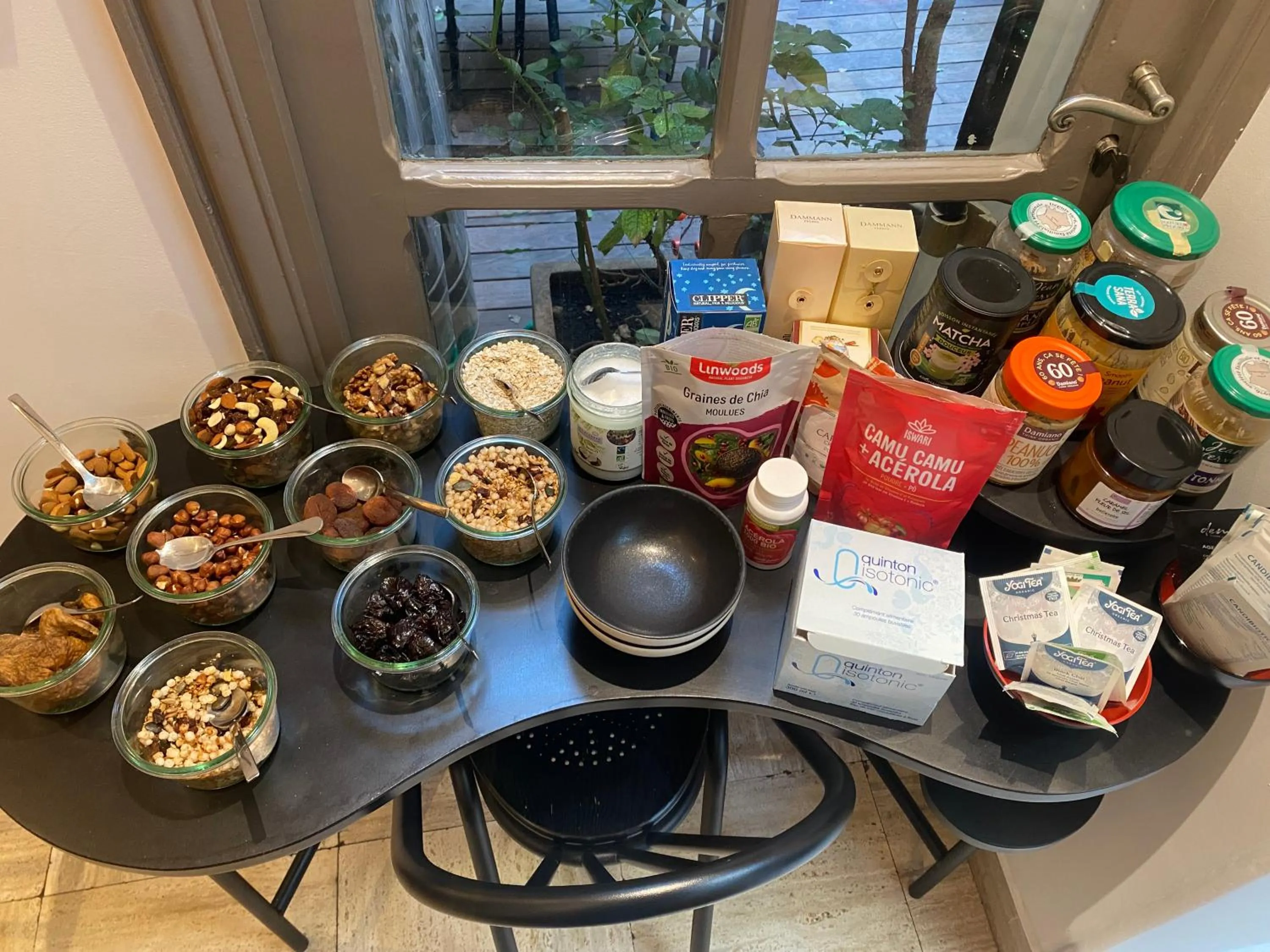 Buffet breakfast in Beausejour Ranelagh