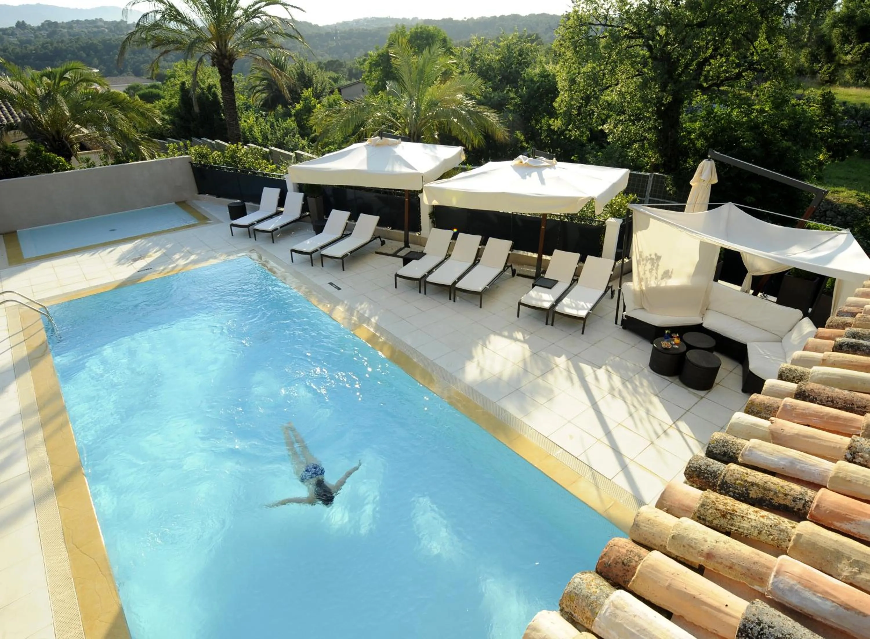 Swimming pool in Royal Mougins Golf, Hotel & Spa de Luxe