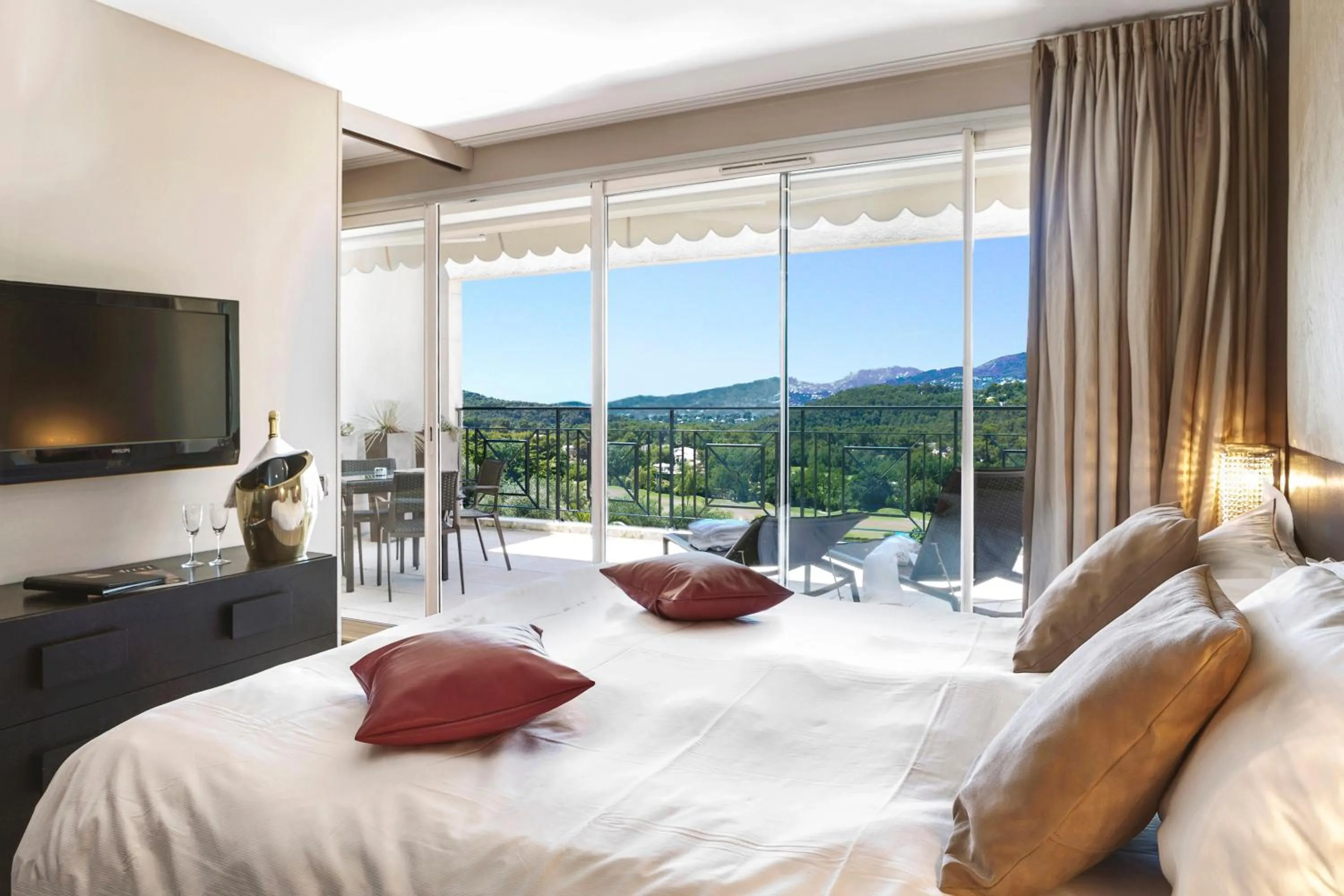 Prestige Suite in Royal Mougins Golf, Hotel & Spa de Luxe
