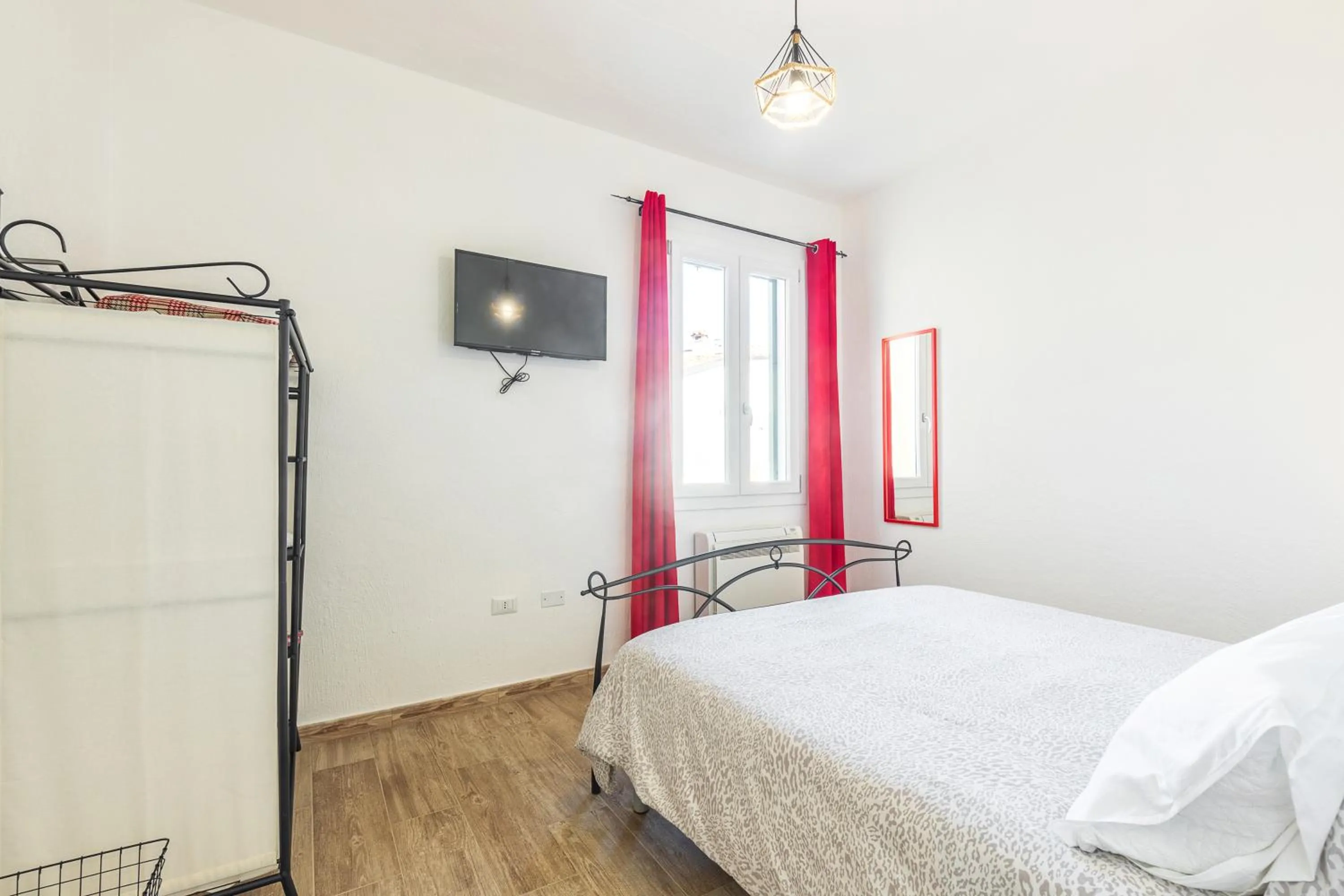 Bed in Acquazzurra Affittacamere