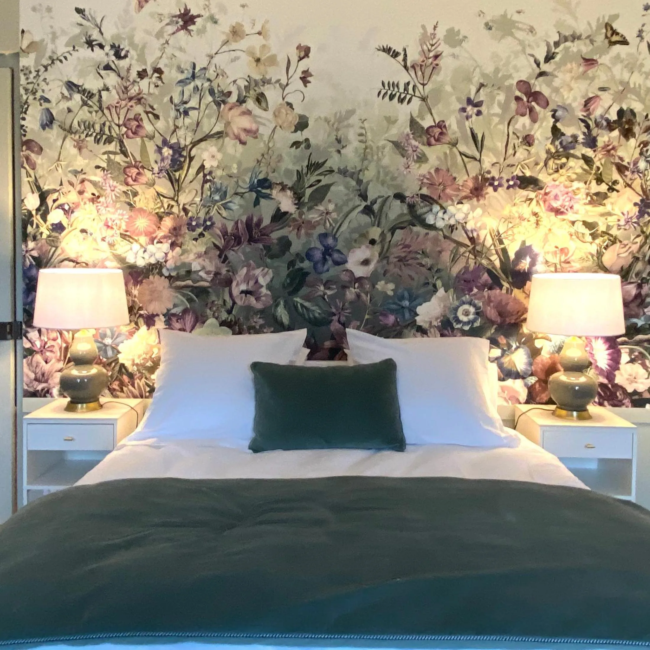 Bed in VILLA DU CEDRE Honfleur