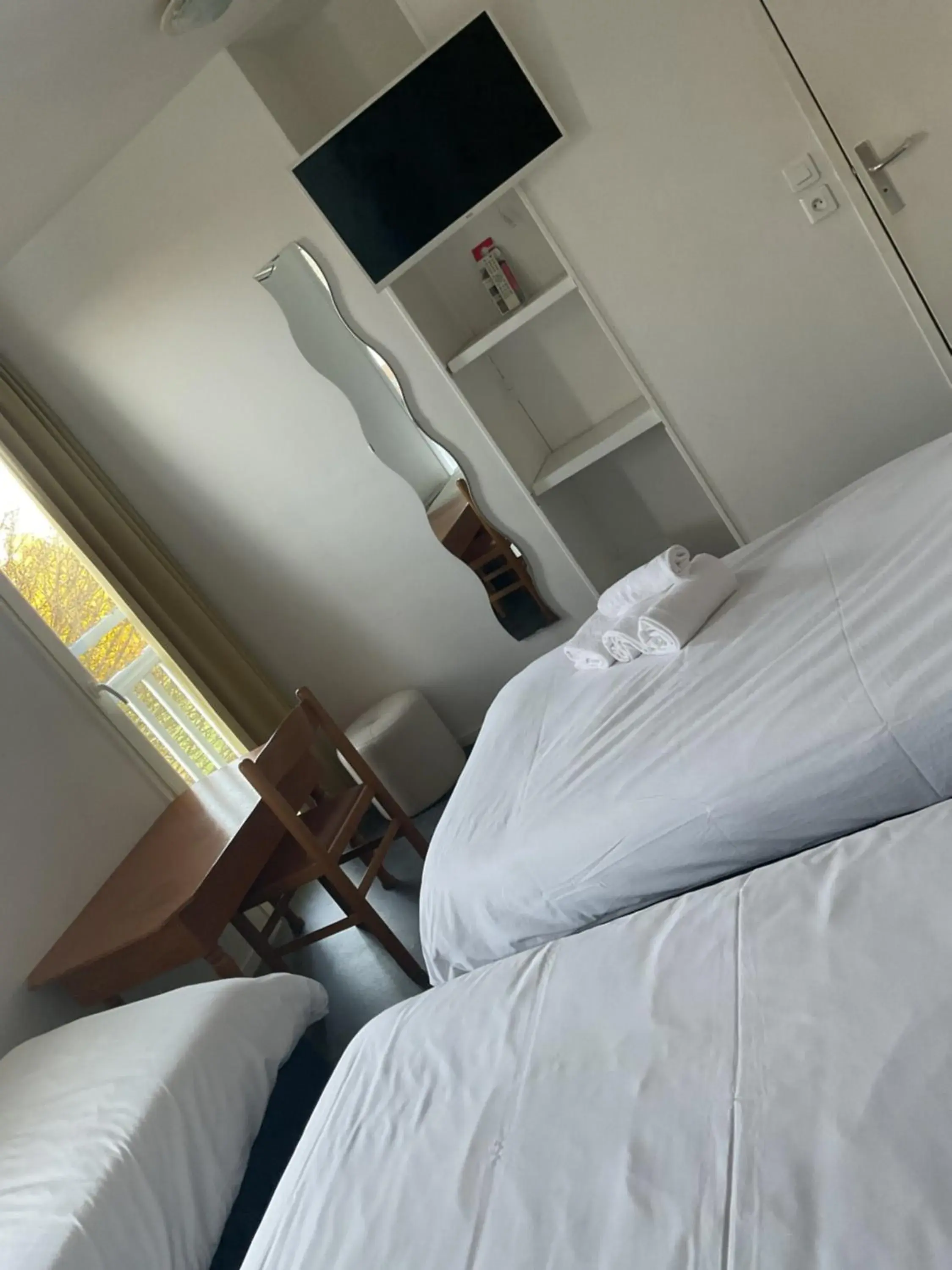 Triple Room in Fasthotel Chateauroux Triple Room in Fasthotel Chateauroux