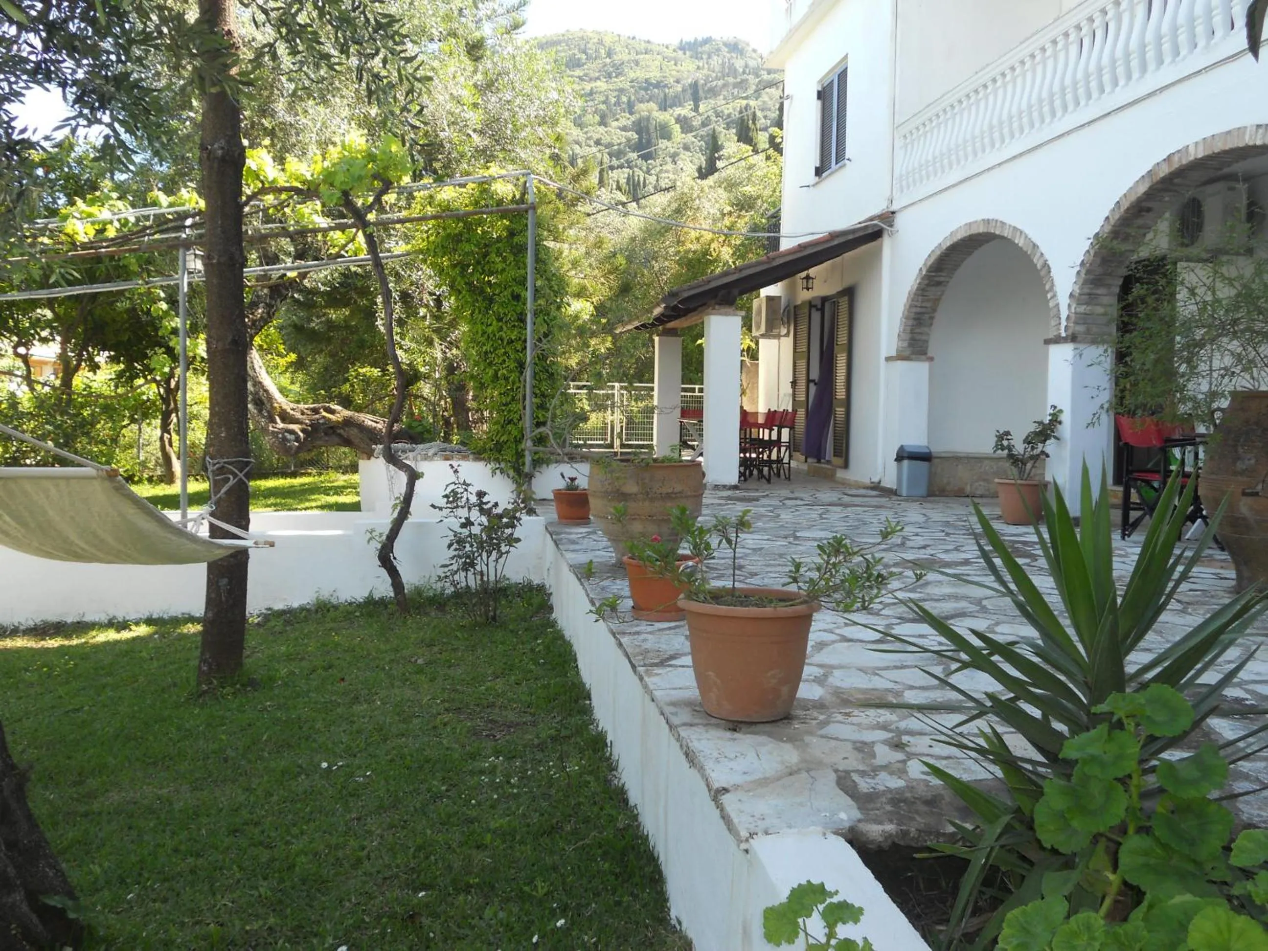 Property building in Gina Studios