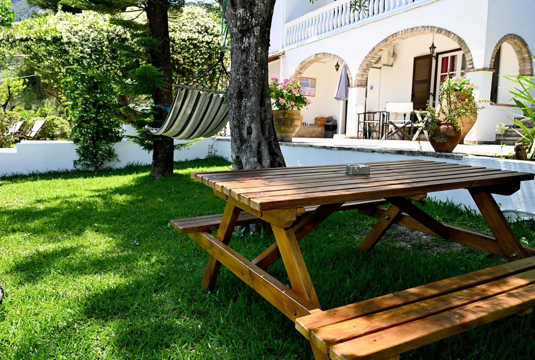 Property building in Gina Studios