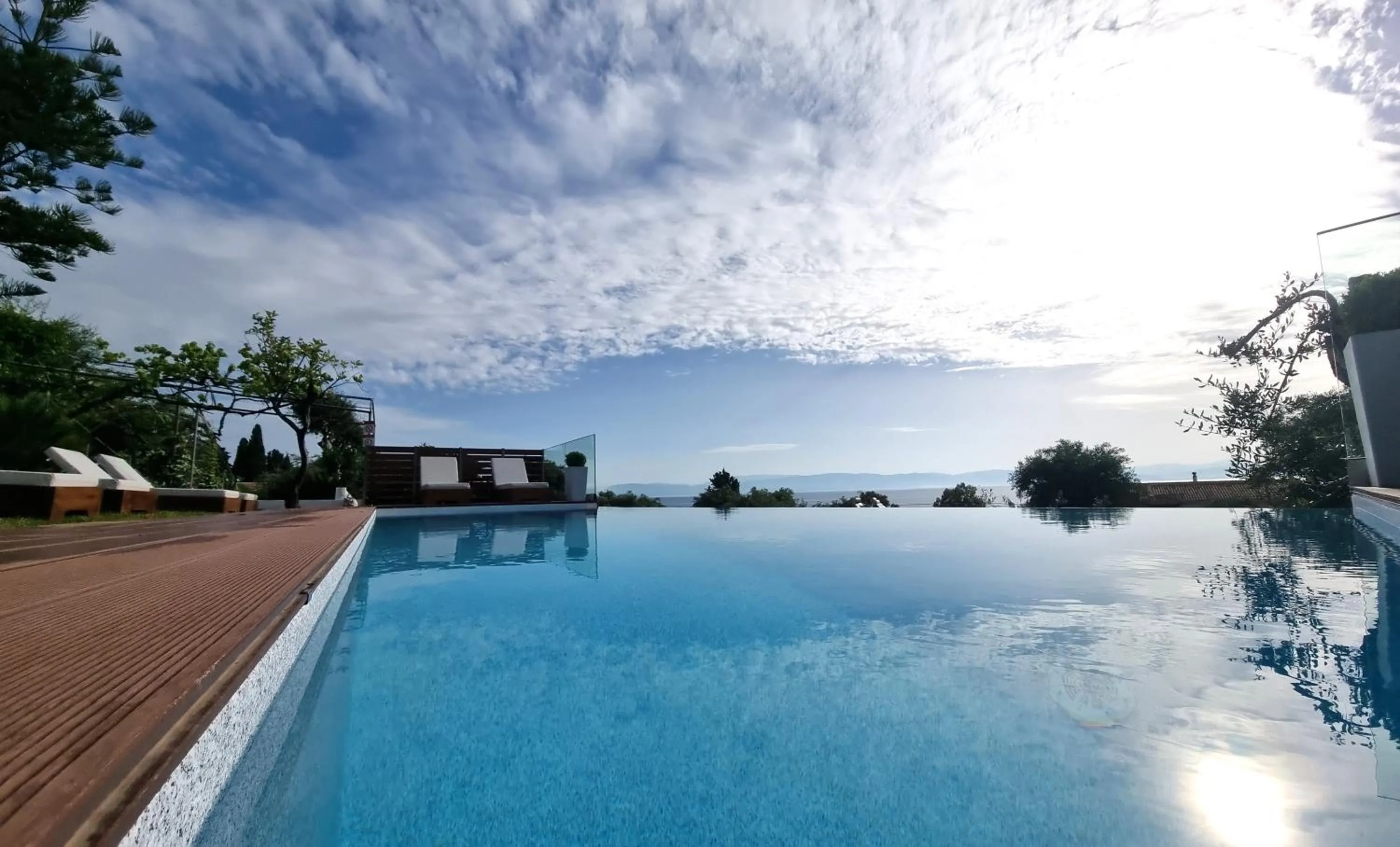 Swimming pool in Gina Studios