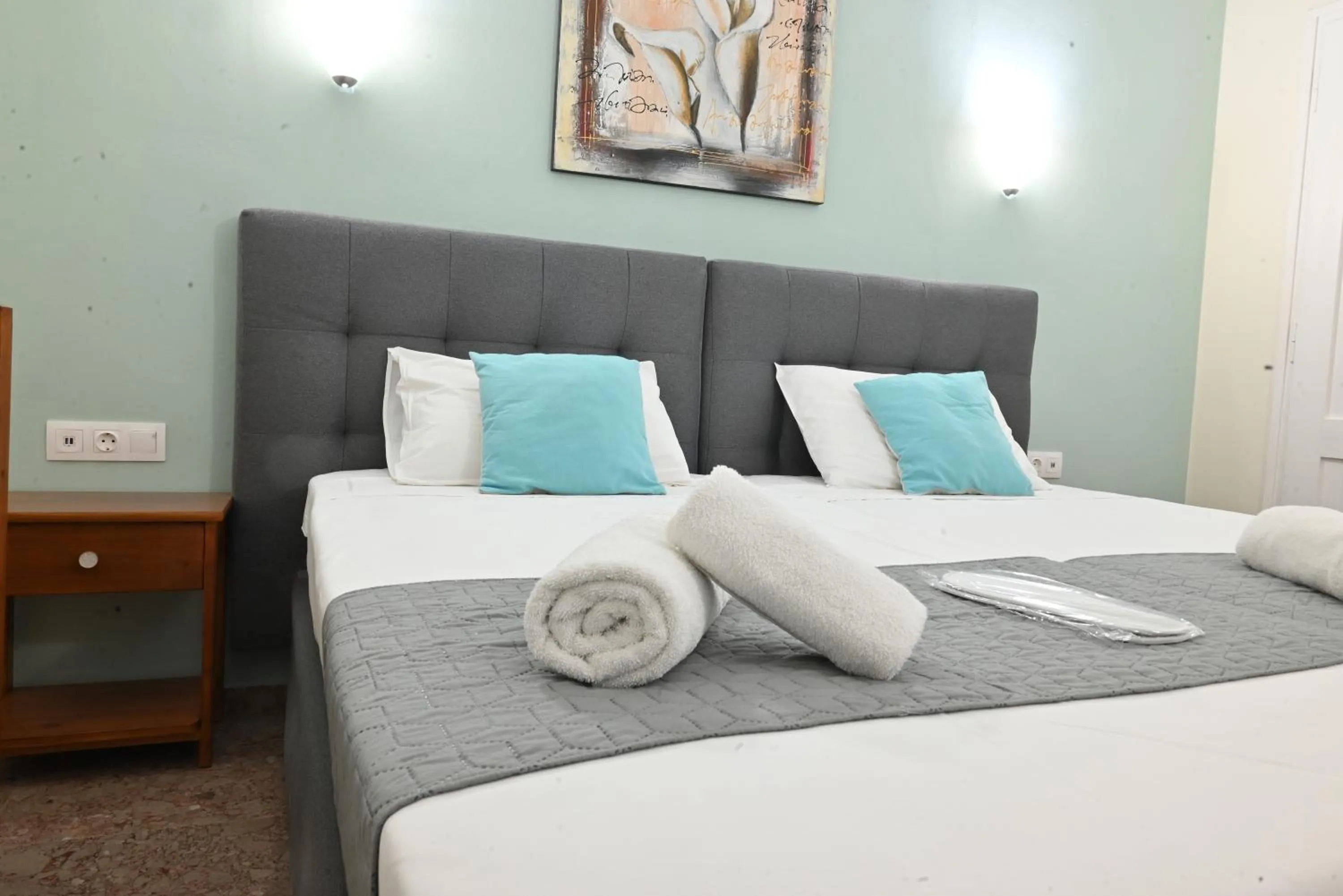 Bedroom, Bed in Gina Studios