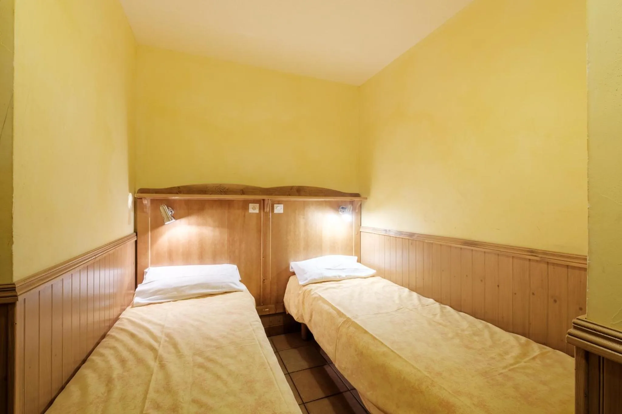 Bedroom, Bed in Résidence Les Balcons De Val Cenis Le Haut