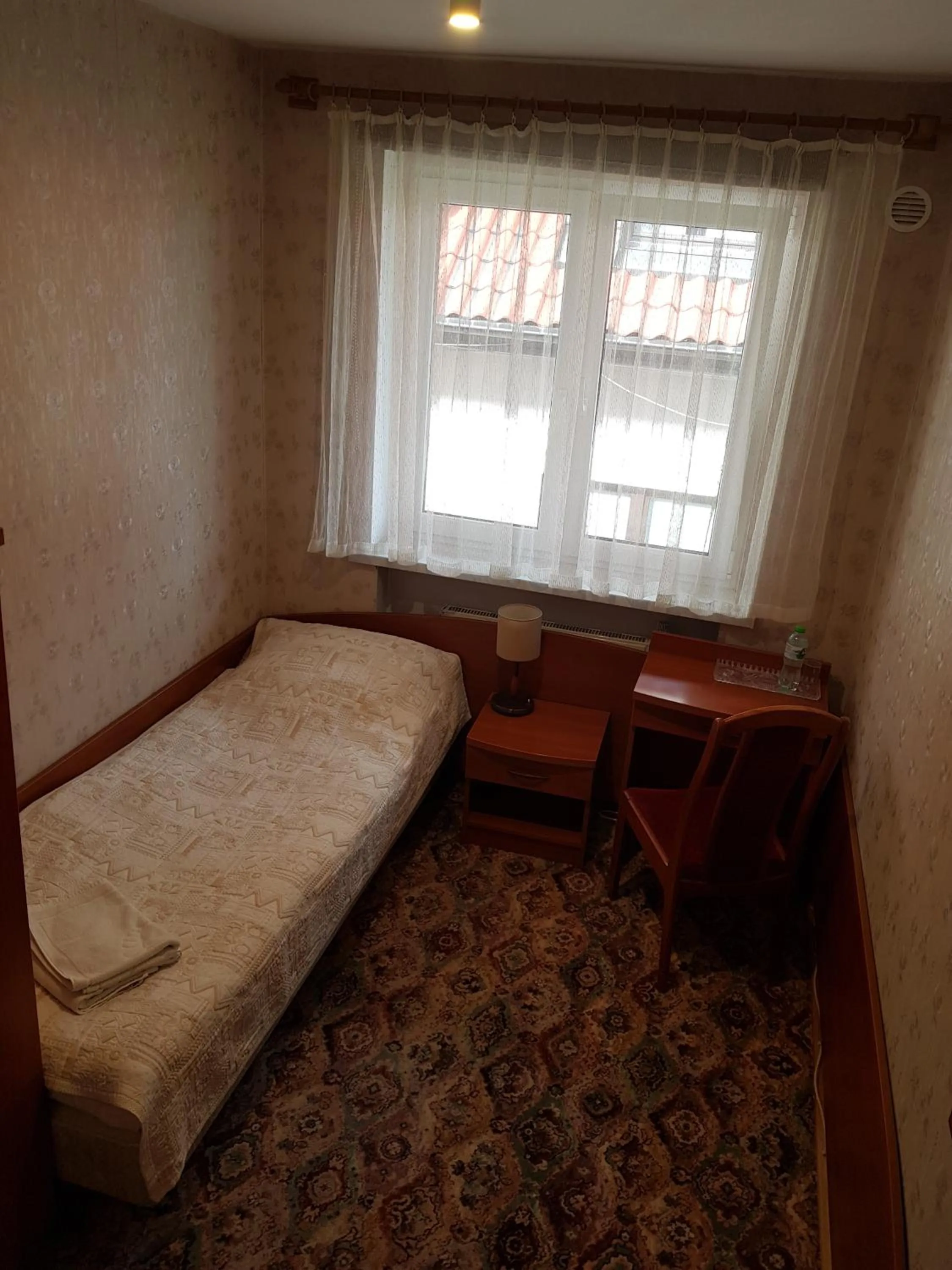 Photo of the whole room, Bed in Hotel Jola