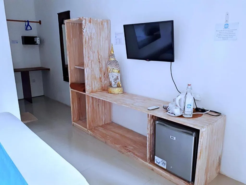 TV and multimedia in Dream Hotel