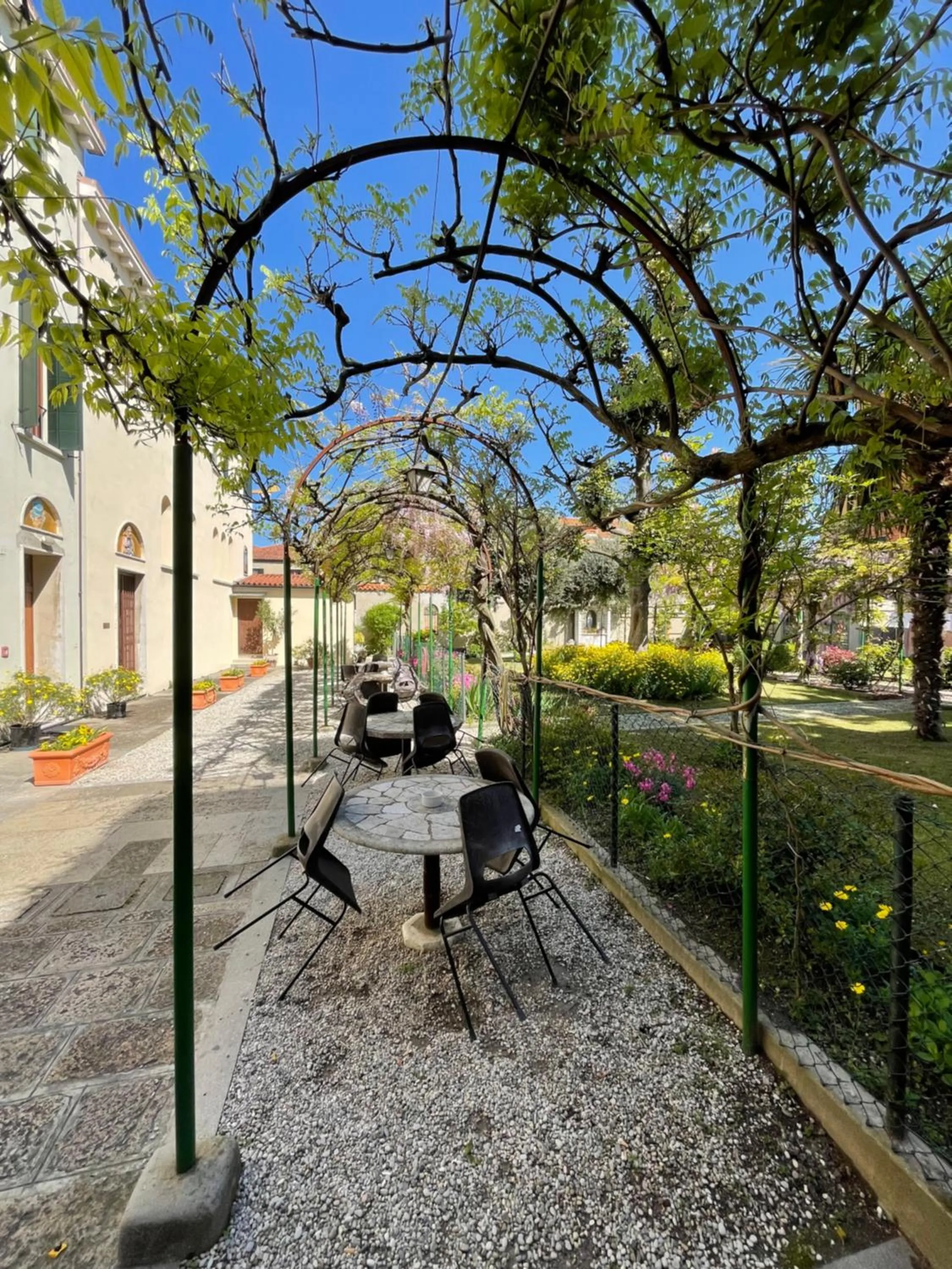 Spring in Casa Caburlotto