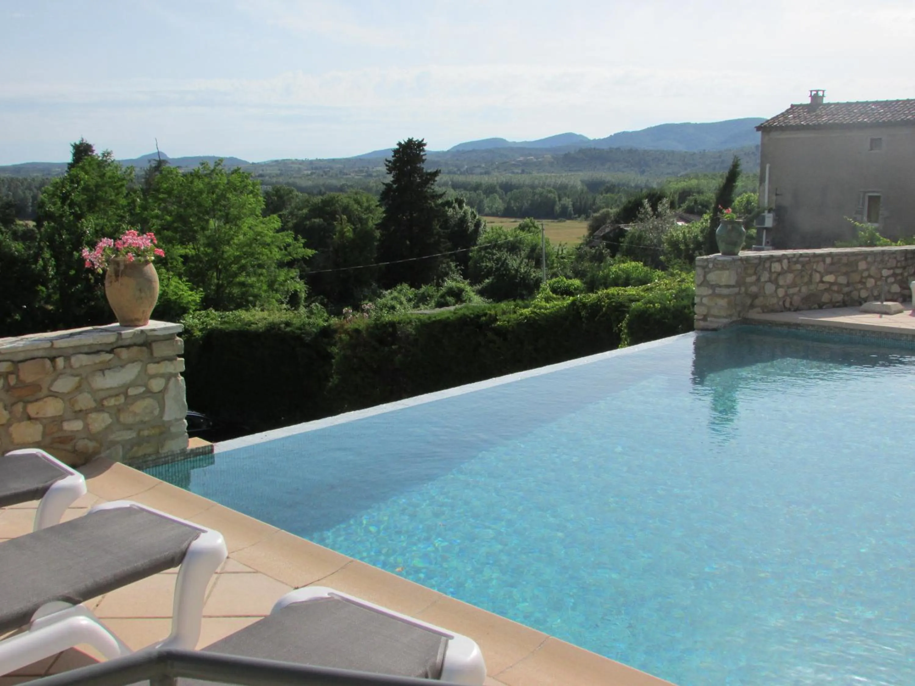 Swimming pool in La Bastide Des Senteurs