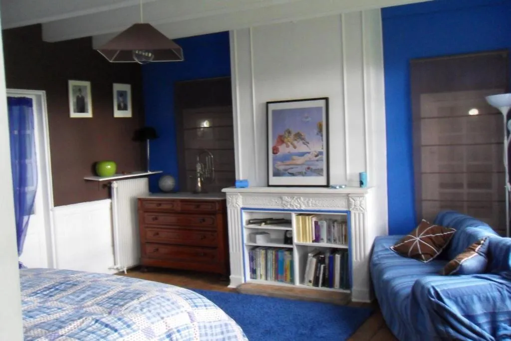 Photo of the whole room, Bed in Chambres d'hôtes Manoir du Buquet