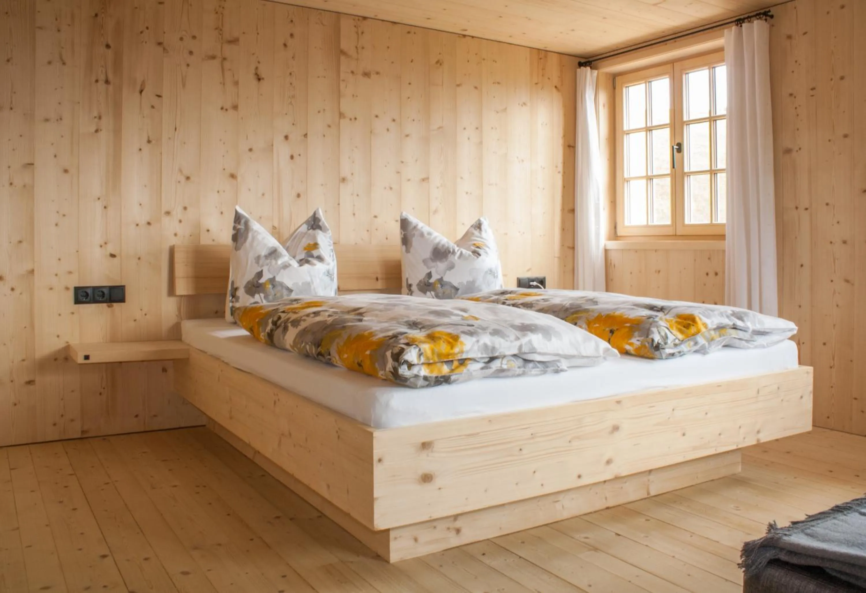 Bedroom, Bed in UNSER VORSÄSS - Geißkopf