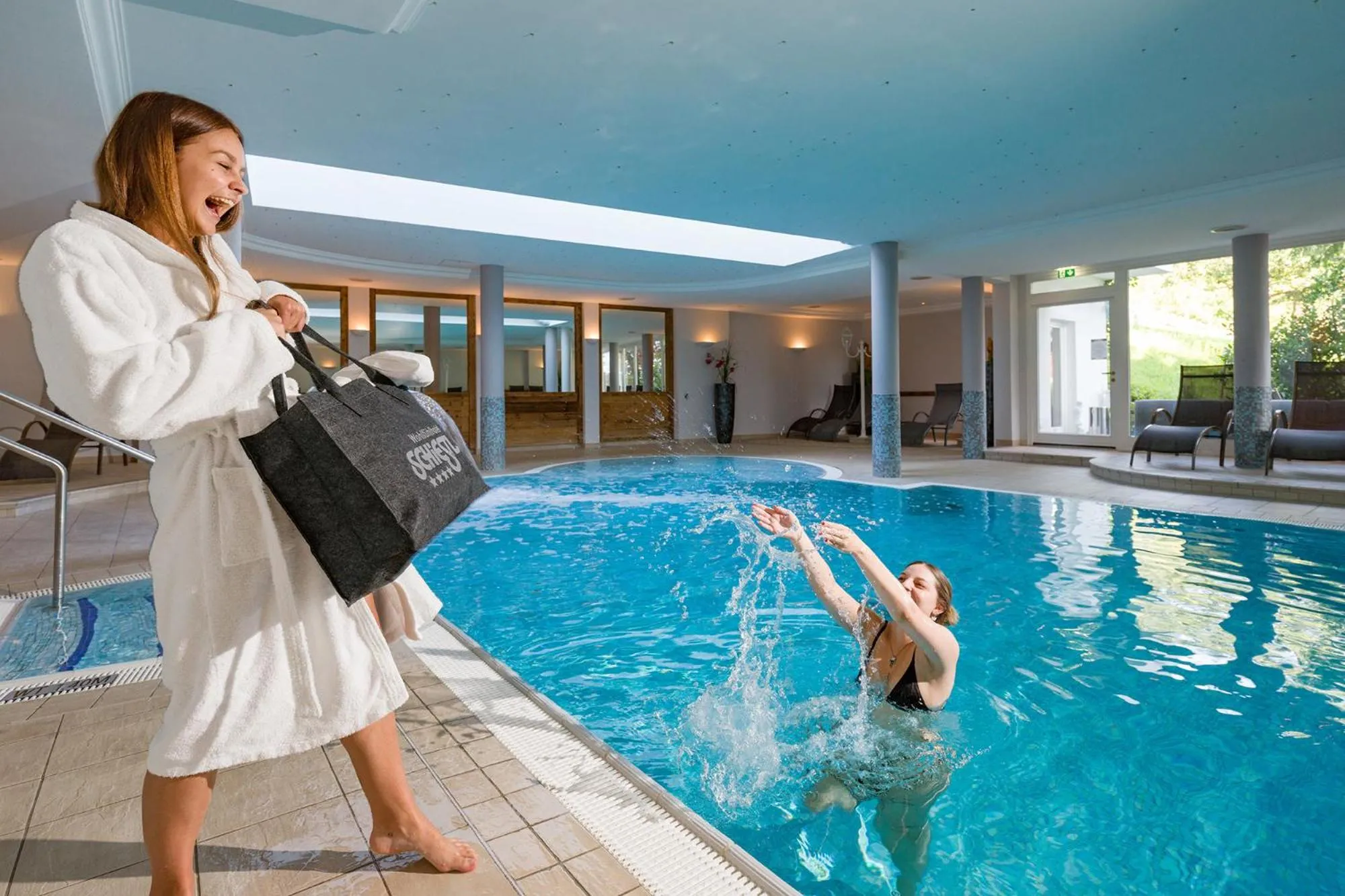 Swimming pool in Residenz Schiestl