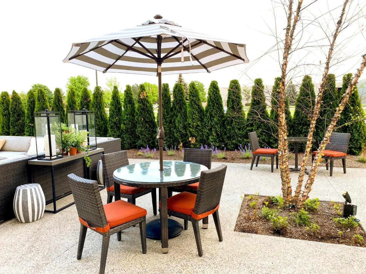 Patio in Cambria Hotel Shelby Township - Detroit Utica