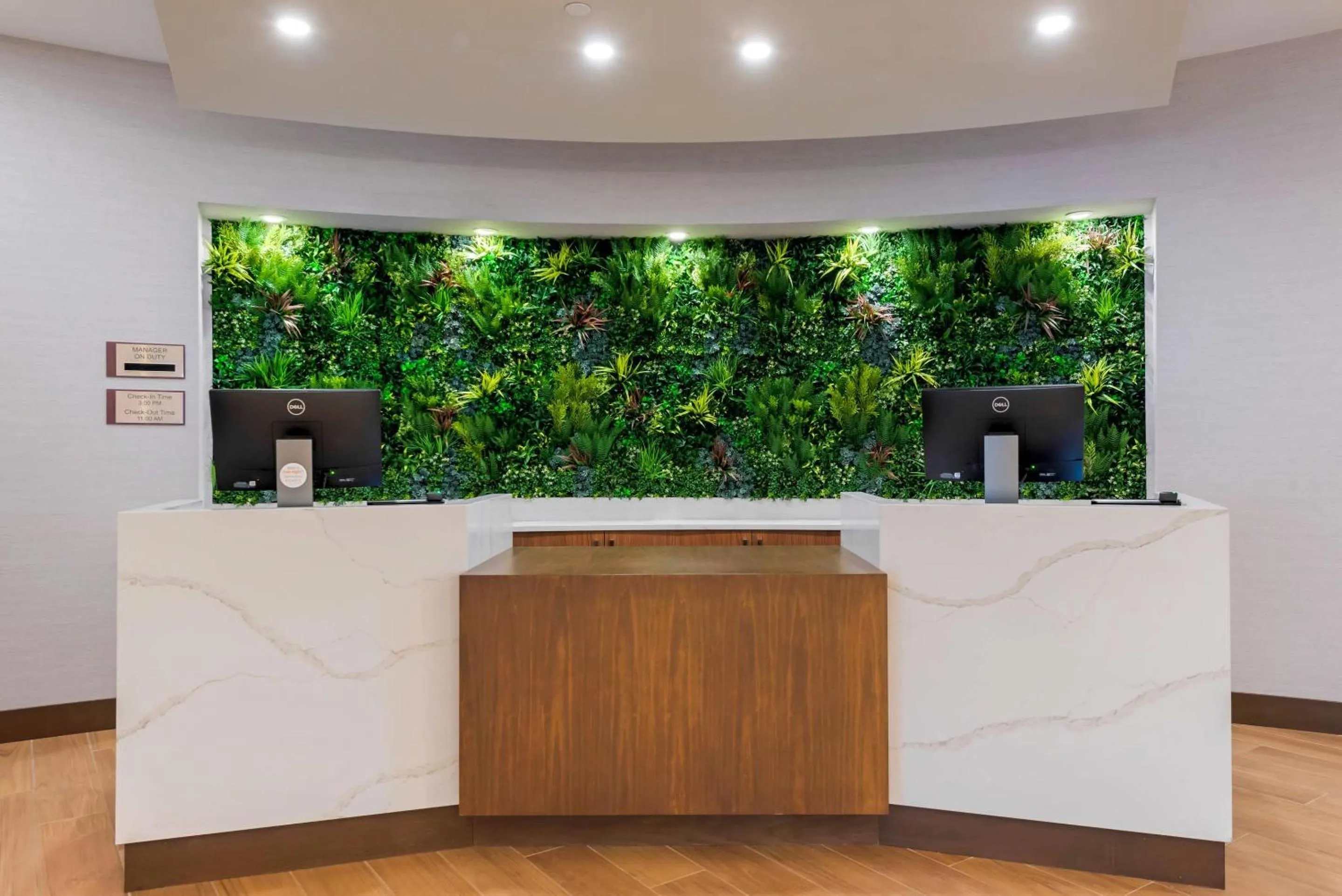 Lobby or reception in Cambria Hotel Shelby Township - Detroit Utica